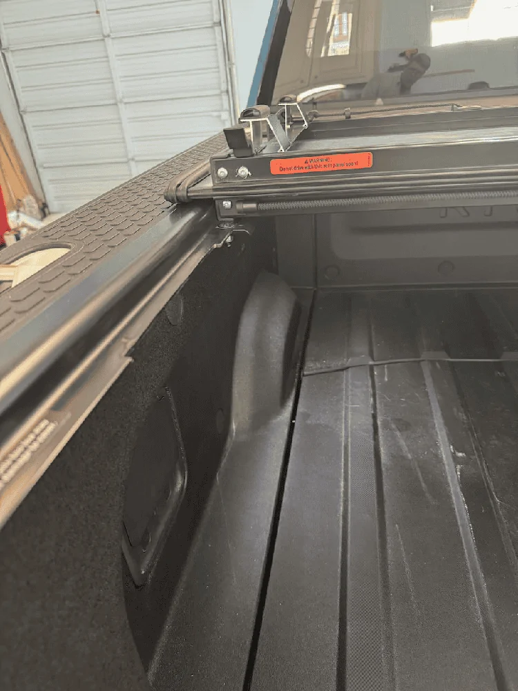 Rivian R1T R1S Agricover Lomax Folding Tonneau IMG_0240