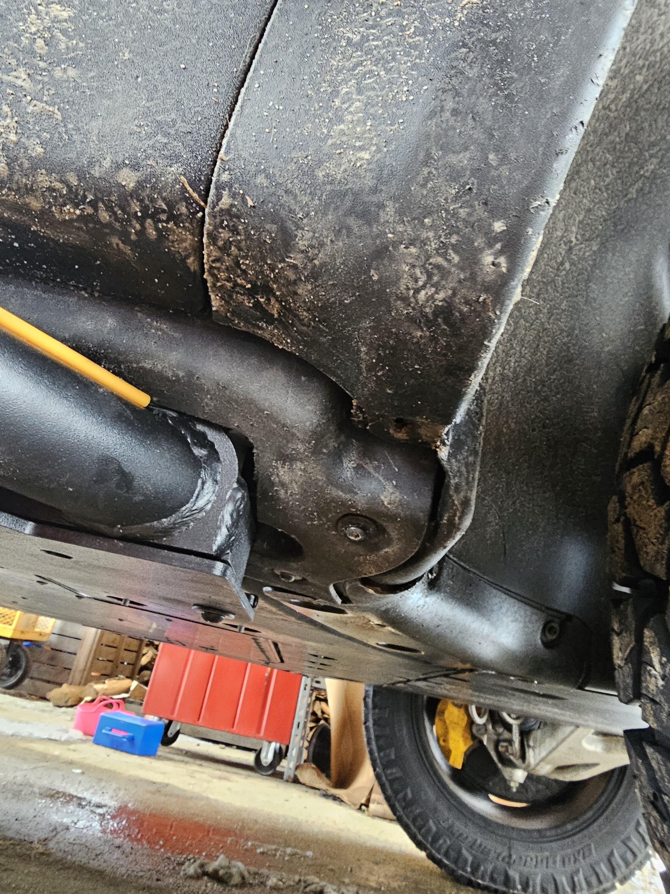 Rivian R1T R1S EVSportline Sliders - Cutting the panels 20240202_132548