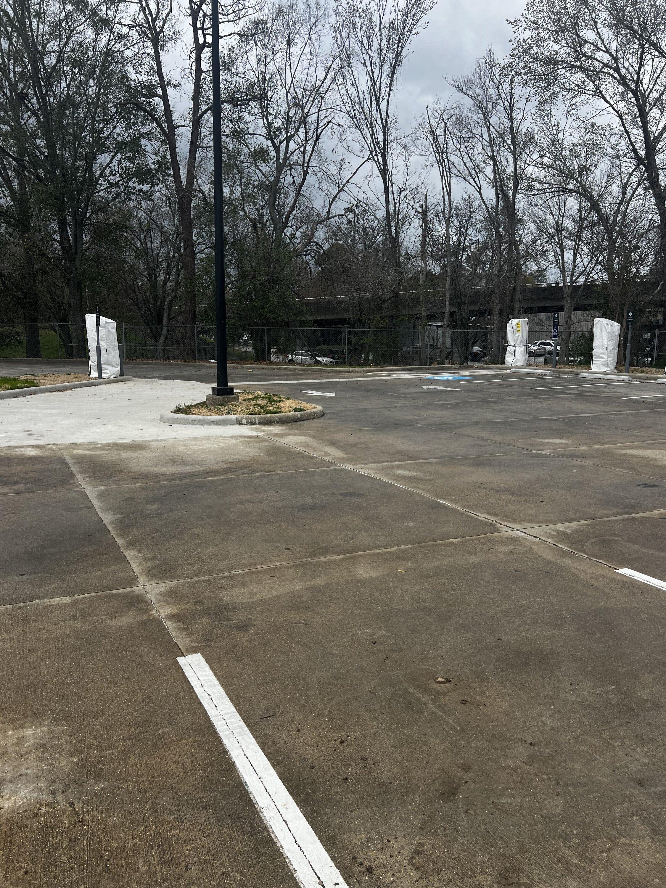Rivian R1T R1S Update: Baton Rouge, Louisiana RAN now open! IMG_3767