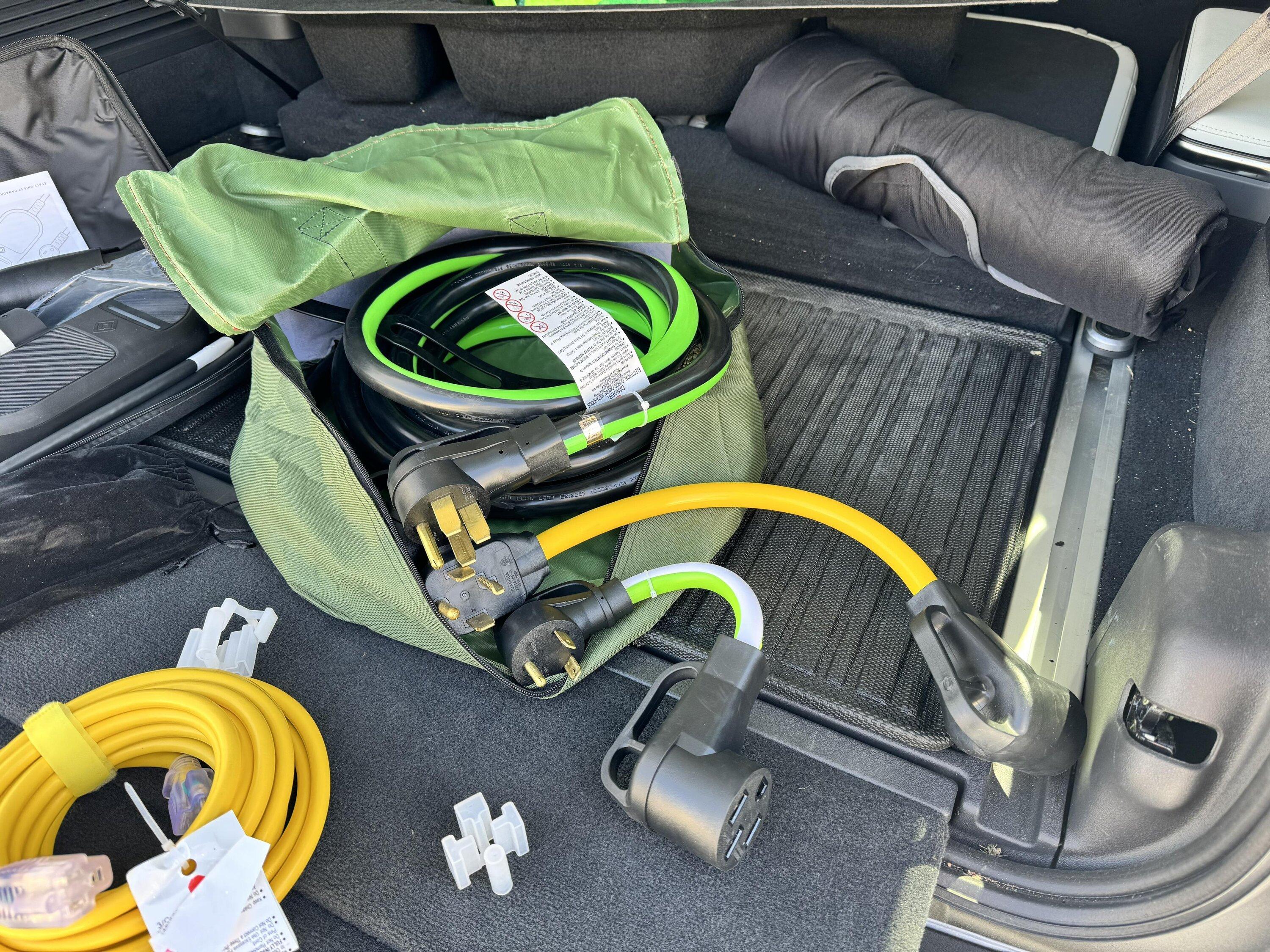 Rivian R1T R1S My Airbnb charging kit 423221466_7112253912190653_3571449834685289535_n
