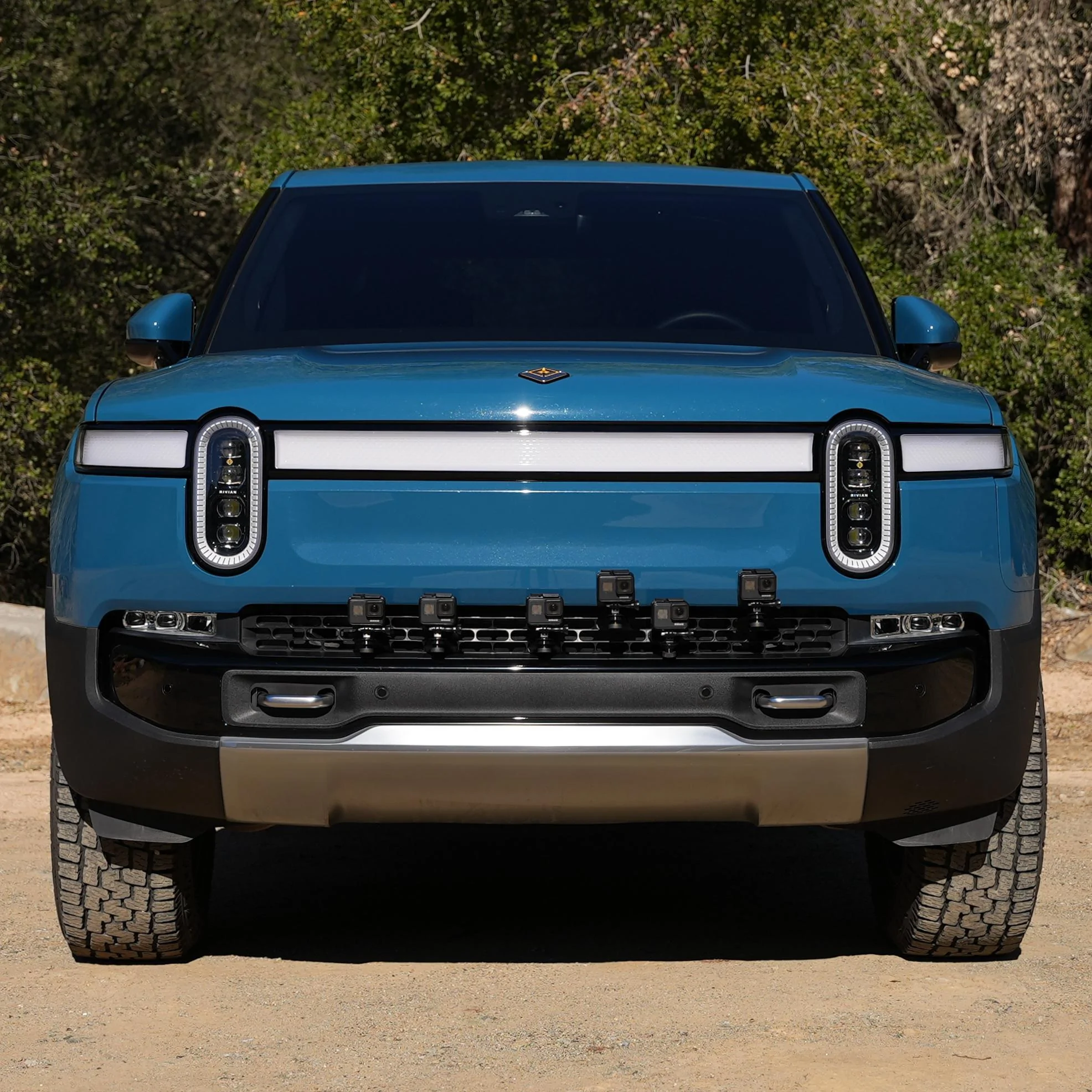 Rivian R1T R1S Removable Front Grille 1/4″-20 Accessory Mount for Rivian R1T & R1S composit