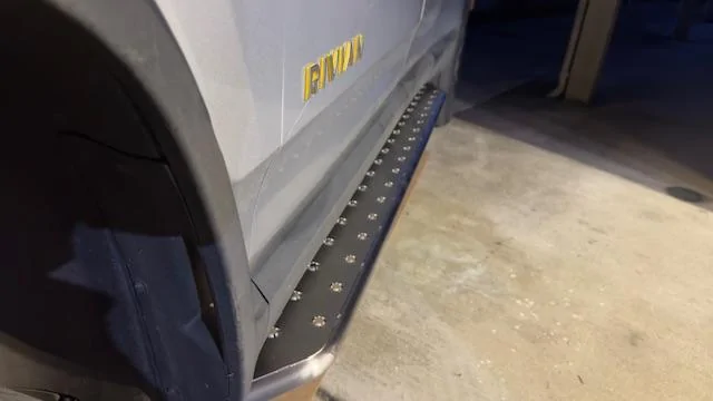 Rivian R1T R1S RealWheels EV Stainless Steel Running Boards IMG_7931