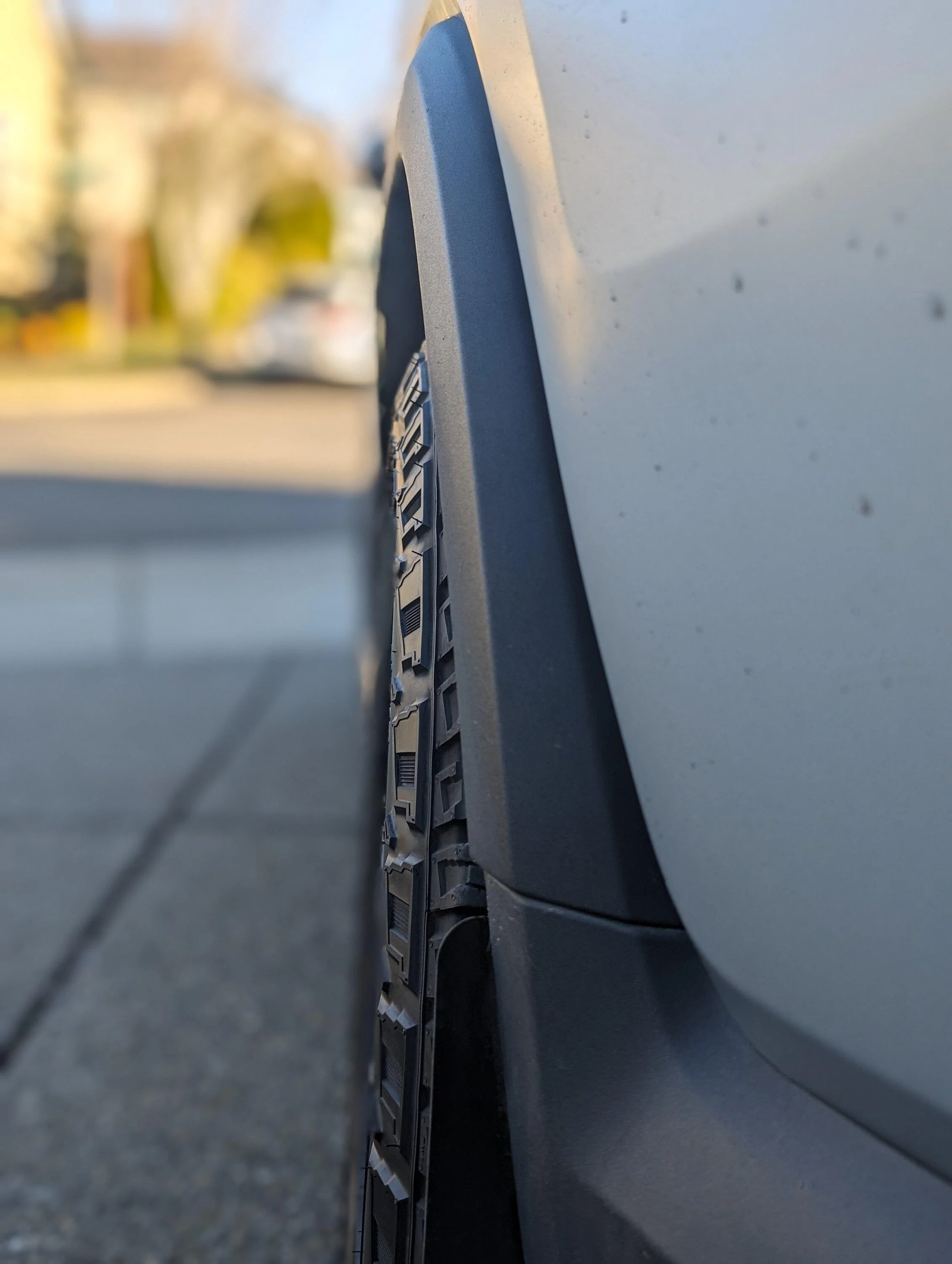 R1S_Rear_Tire_View.webp