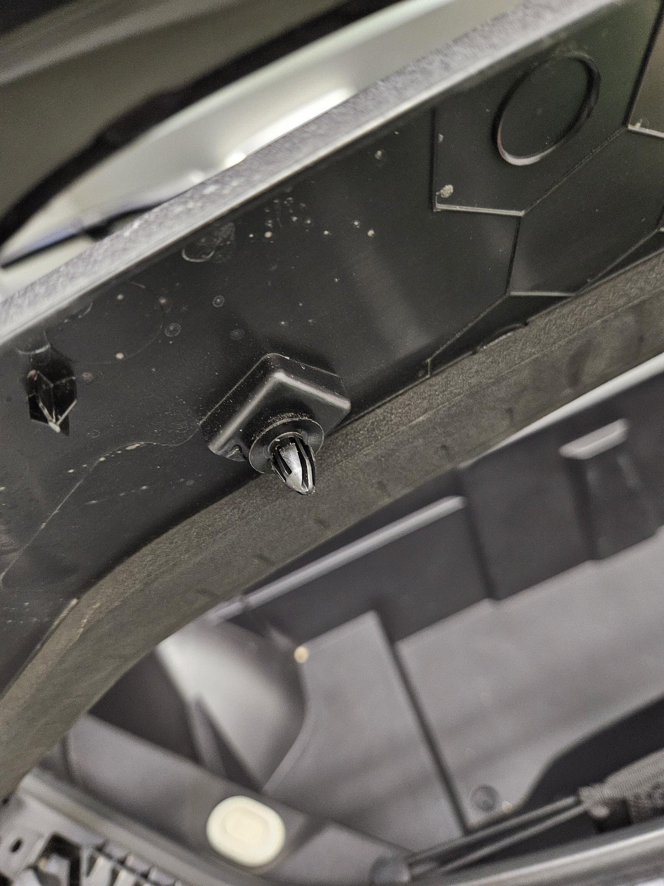 Rivian R1T R1S Rivian 500hz Horn Upgrade -- Installed Pics & Video Sound Clip 20240308_184156