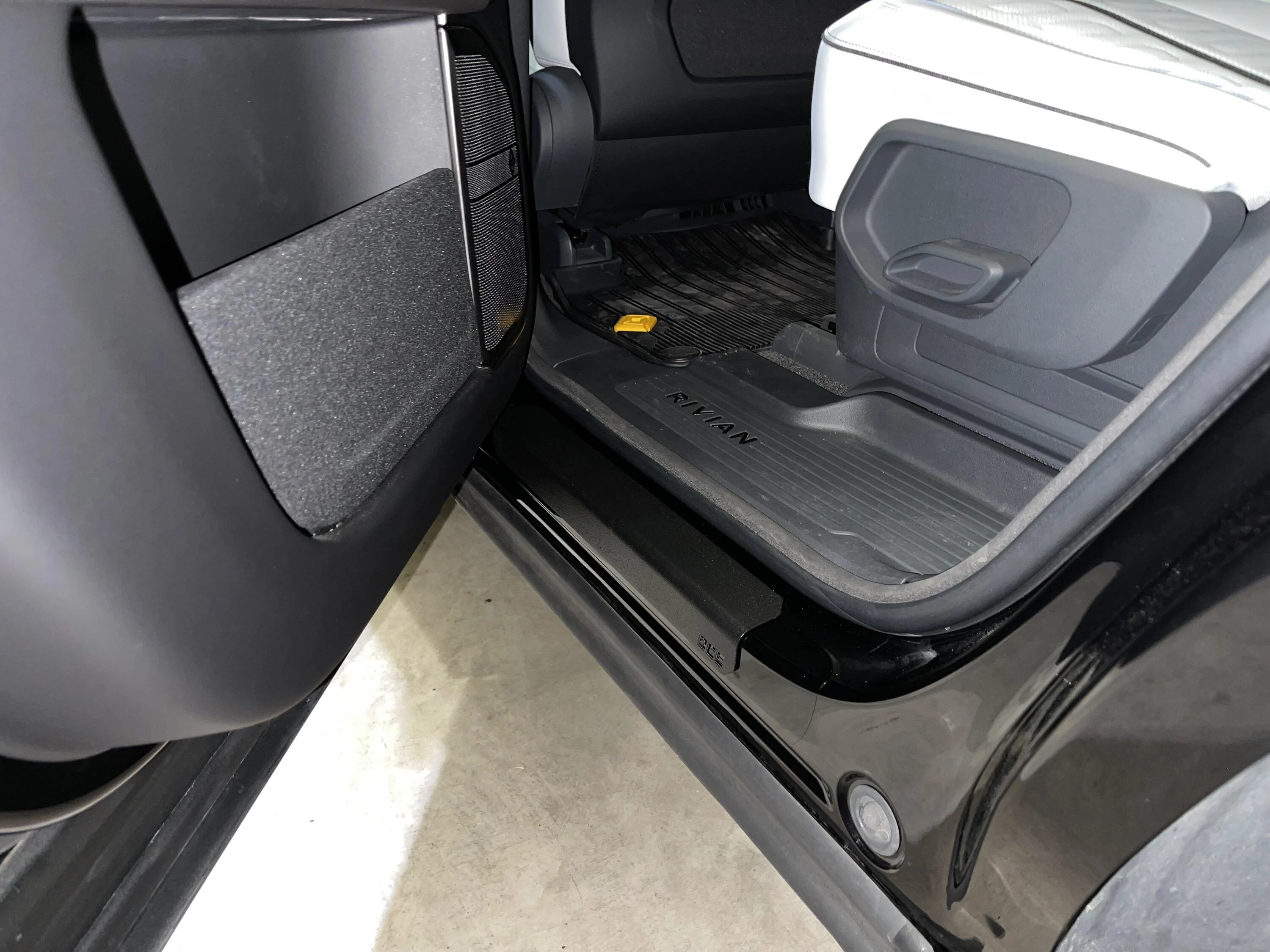 Rivian R1T R1S DCE Door Sill Protectors with PPF install and Bray Windshield Film on Front Camera IMG_8568