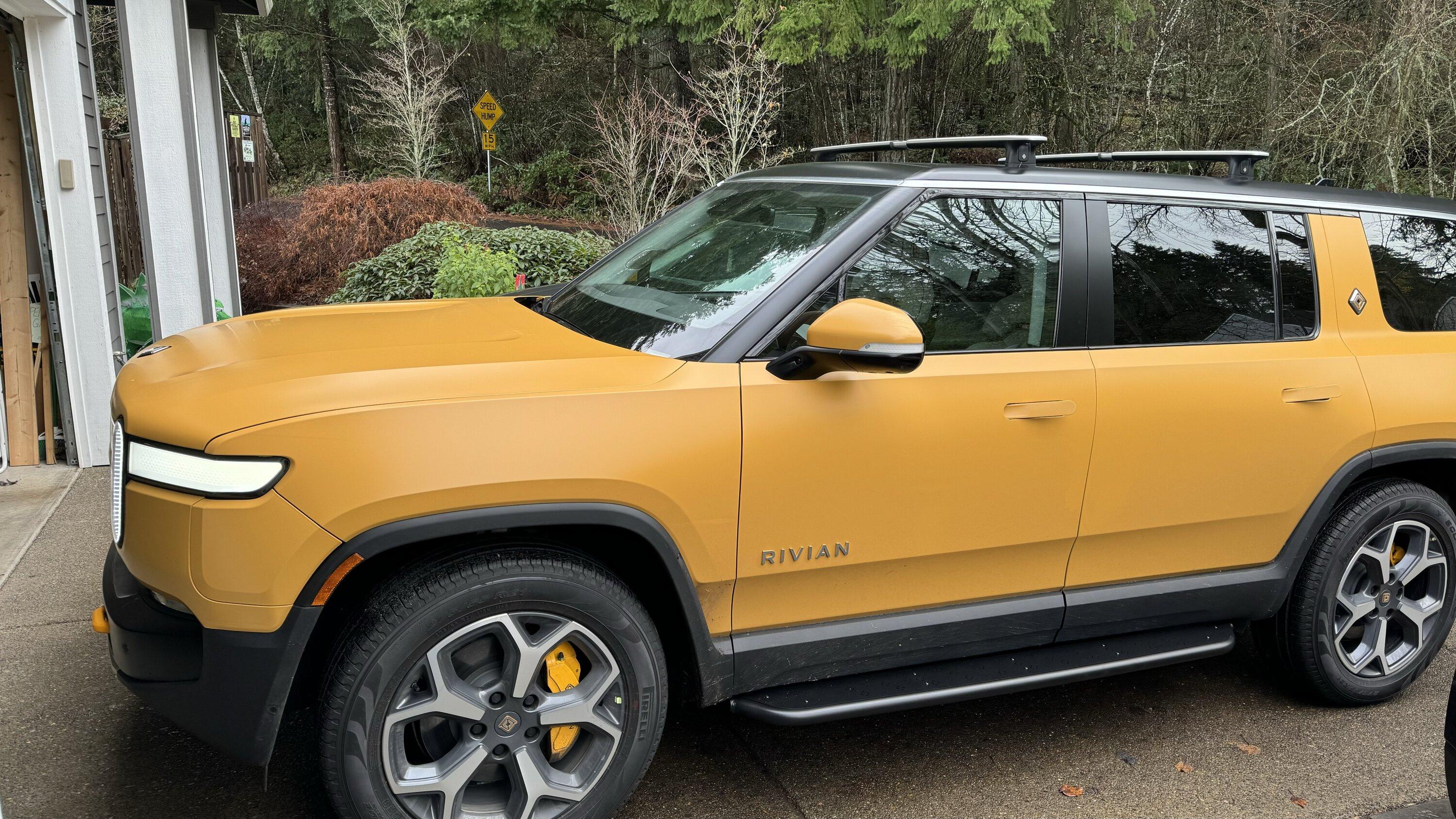 Rivian R1T R1S Installing EV Sportline Running Boards this weekend, what do I need? IMG_3055