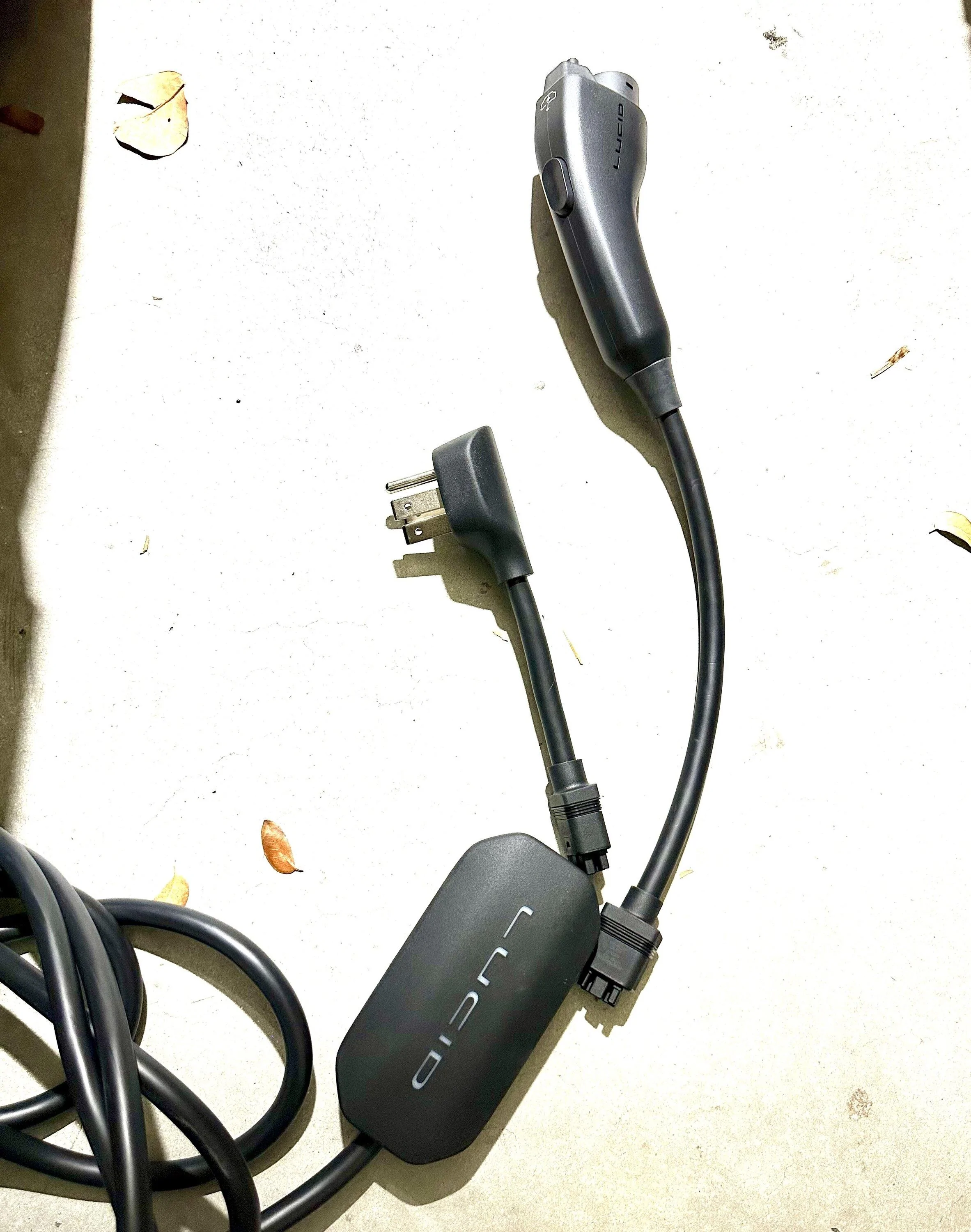 Rivian R1T R1S Bi-Directional Charging Lucid V2V
