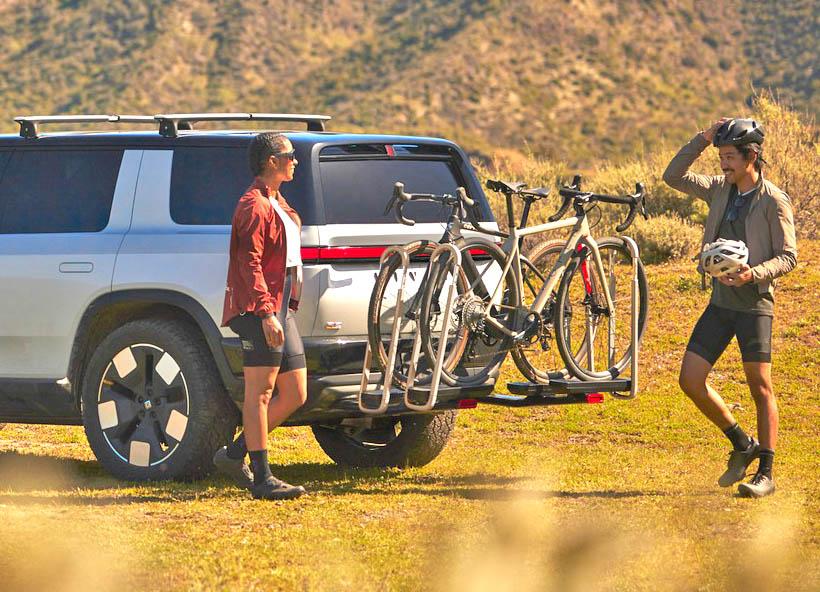 Rivian R1T R1S Confirmed: R2 / R3 will have tow hitch hitch receiver rivian r2 r3 r3x 1