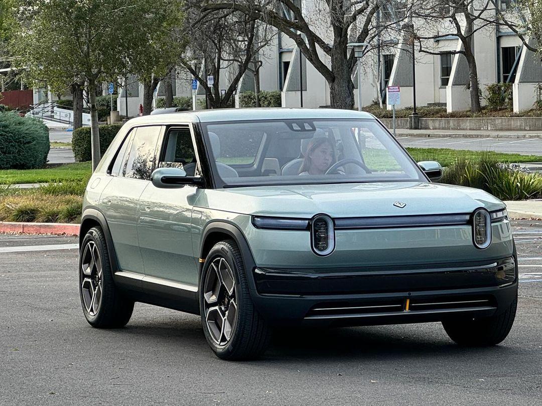 rivian r3 in person 3.jpg