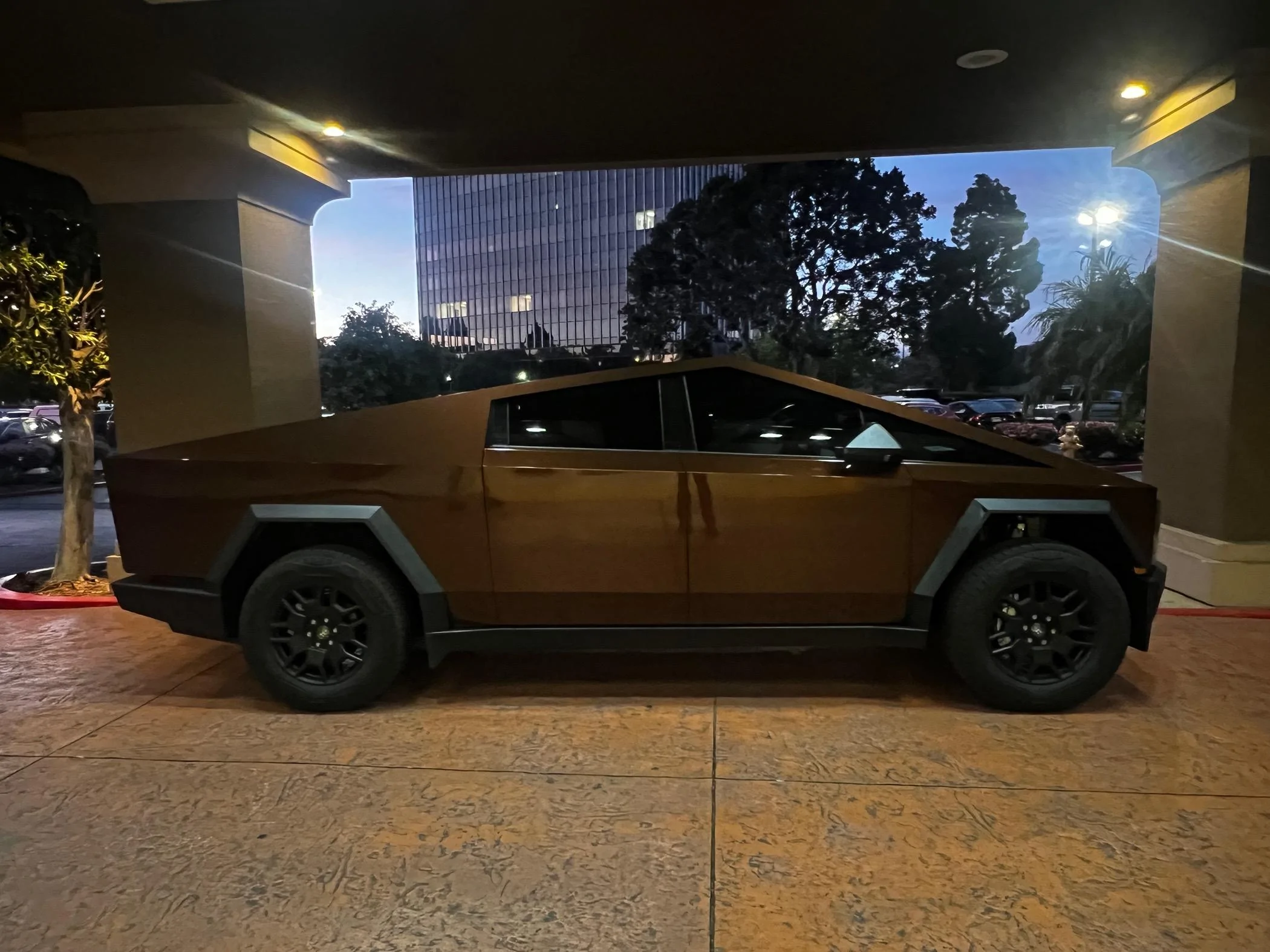 Rivian R1T R1S Cybertruck Spotted in Oxnard IMG_0015