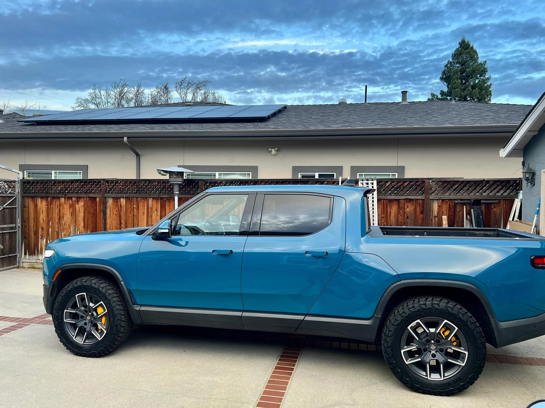 Rivian R1T R1S Tire review - BFG KO3 vs Perrelli Scorpion AT Plus IMG_5033