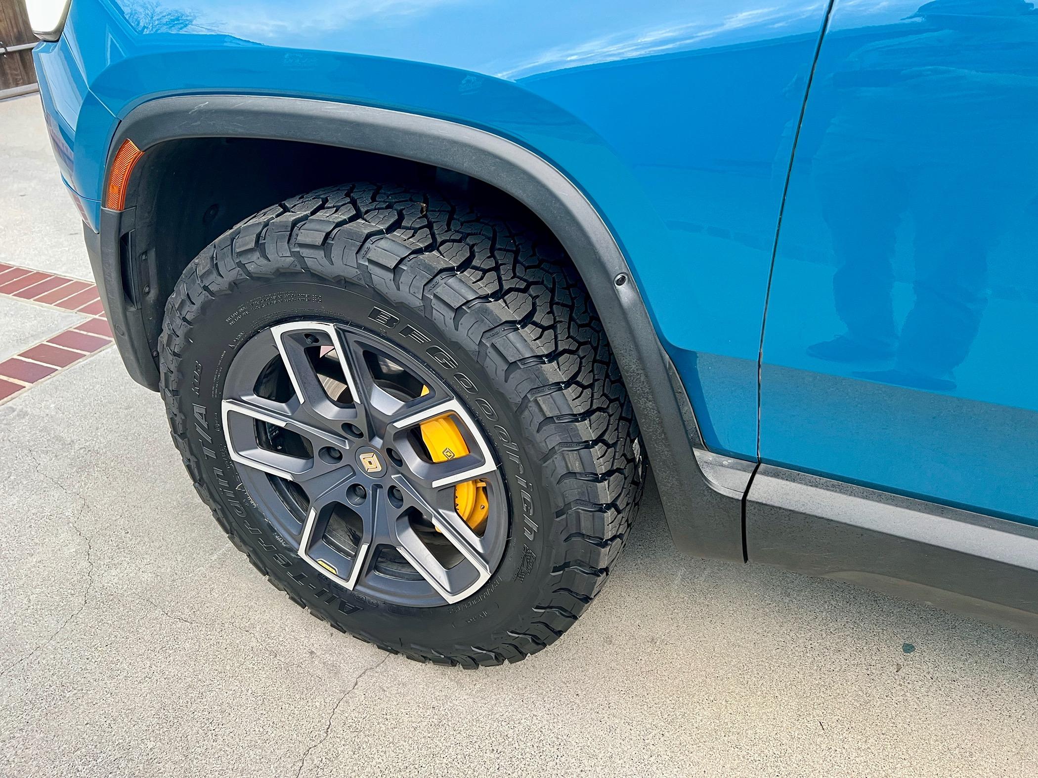 Rivian R1T R1S Tire review - BFG KO3 vs Perrelli Scorpion AT Plus IMG_5034