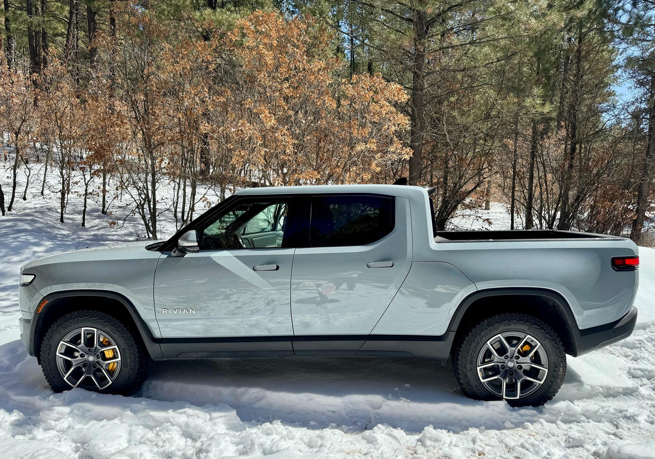 Rivian R1T R1S Official from Rivian: Powered Tonneau Cover now available on select R1T configurations and priced at $500 IMG_4798