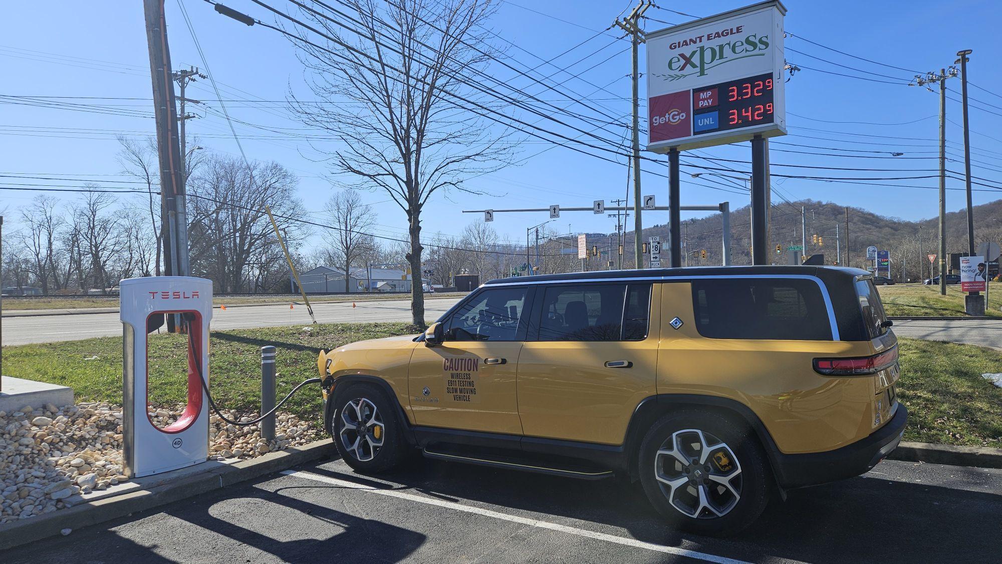 Rivian R1T R1S 2024.07.03  Software Update Released Tarkus 1st Tesla Magic Dock Charge