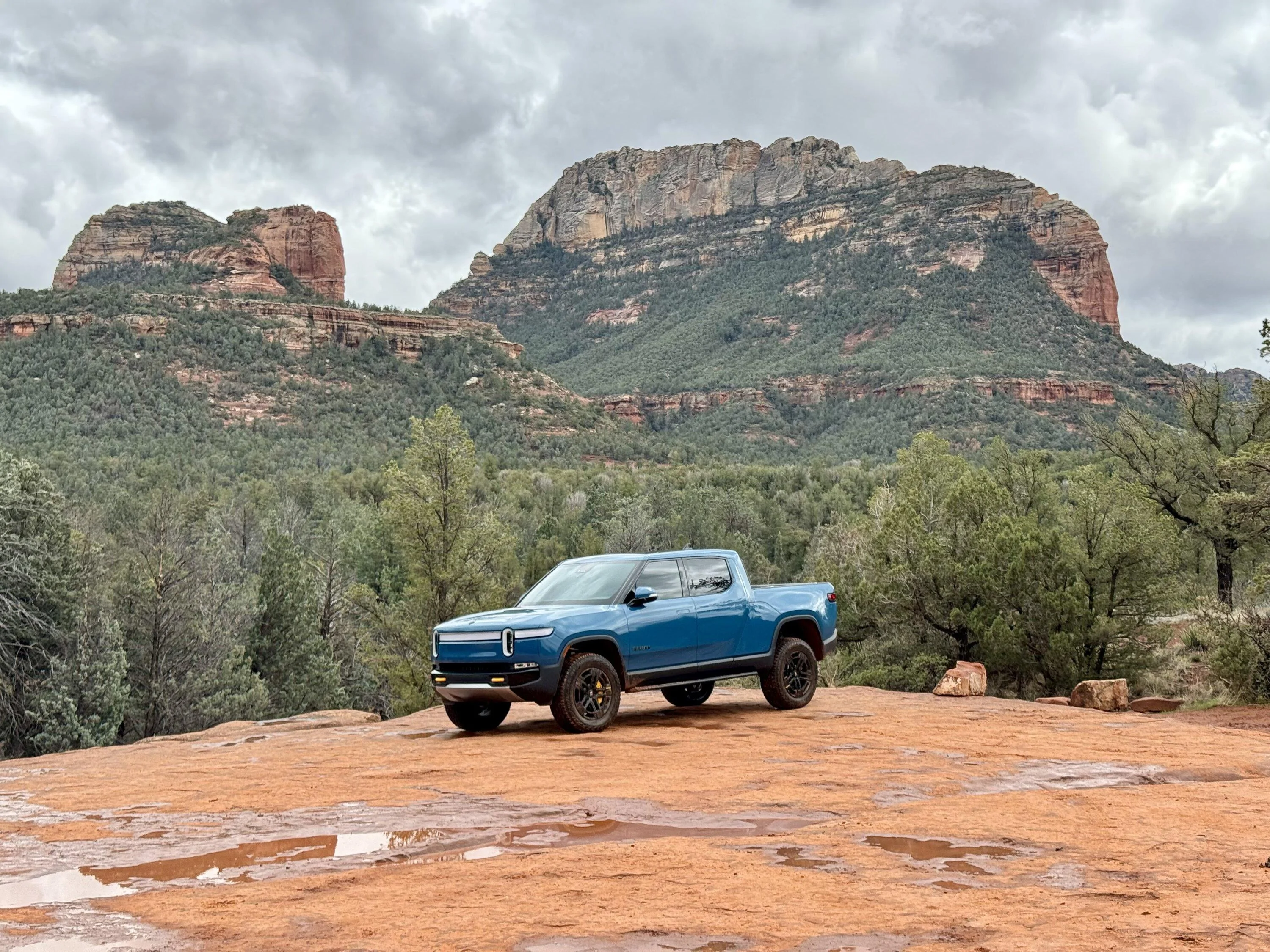 Rivian R1T R1S 3/2024 Sedona - Soldier’s Pass and Vultee Arch Trails in R1T IMG_1637
