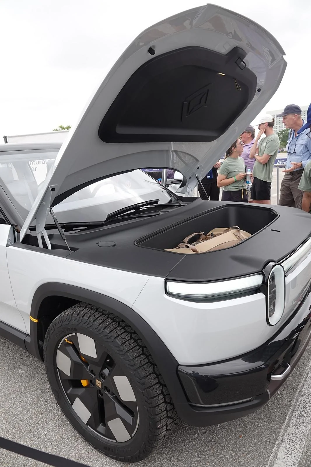 Rivian R1T R1S See the R2 @ Electrify Expo Orlando today 3/17 from 10am-5pm DSC06061