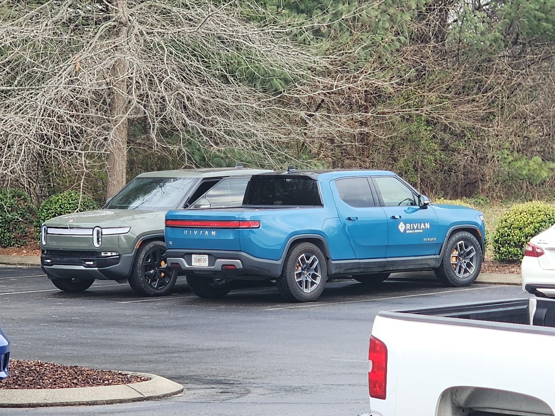 Rivian R1T R1S Launch Green questions 20240227_101206