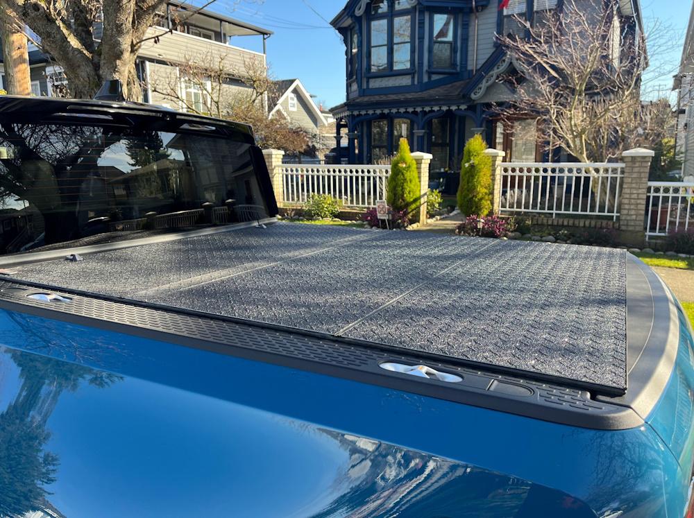 Rivian R1T R1S Agricover Lomax Folding Tonneau IMG_9911