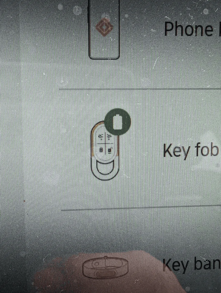 Rivian R1T R1S Key fob battery life/display 1710974502509-f3
