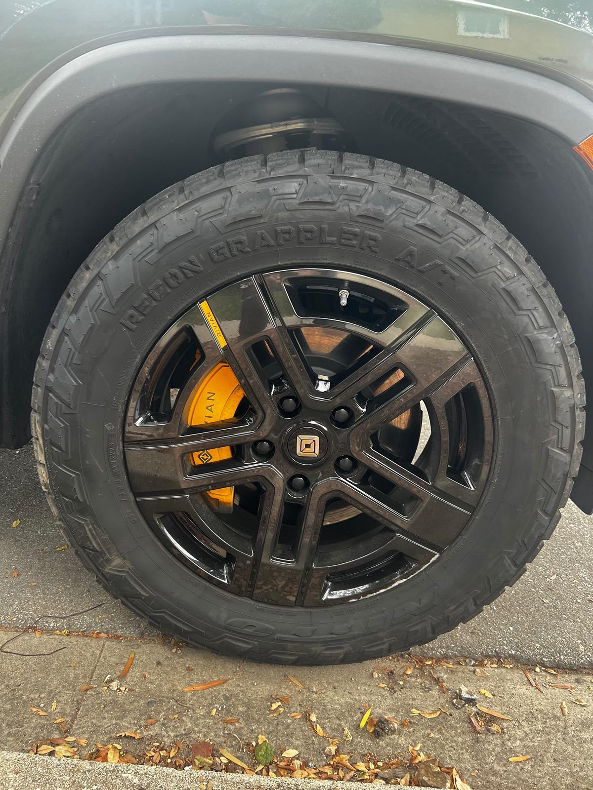 Rivian R1T R1S 20" Nitto Recon Grappler AT tires 25% more efficient than Pirelli OEM AT! The holy grail! IMG_1110