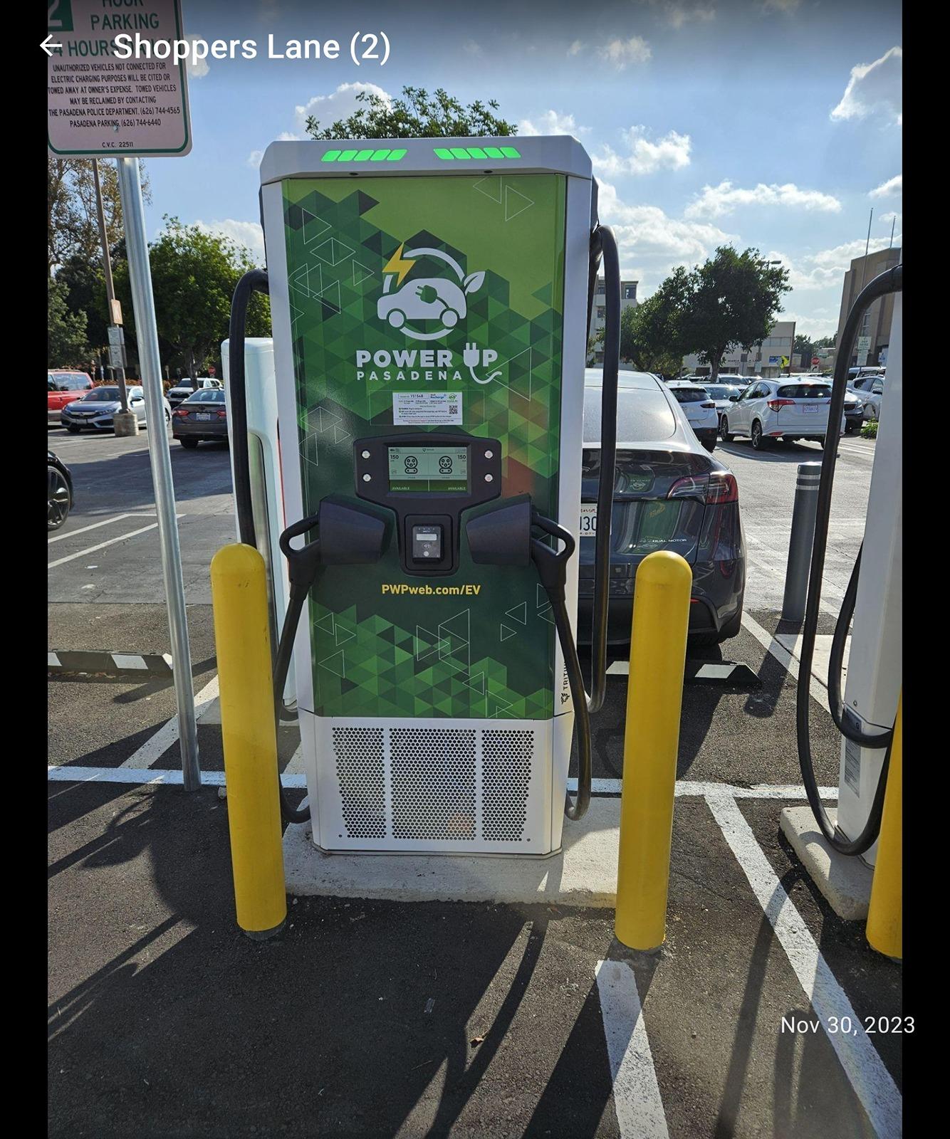 Rivian R1T R1S Let's talk Tesla Supercharger parking etiquette... Screenshot_20240323_085350_PlugShare