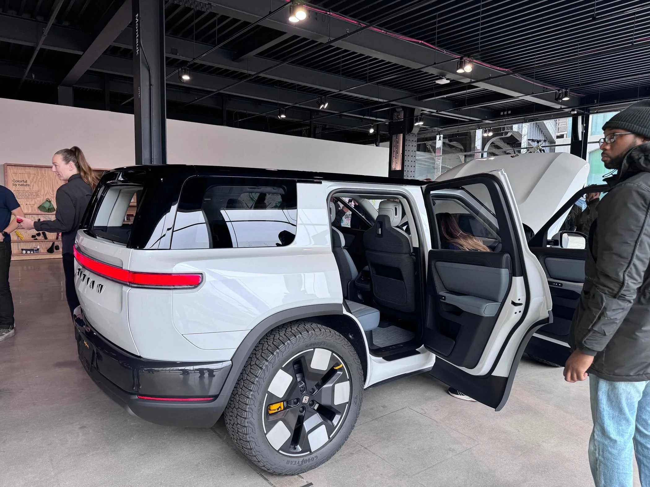 Rivian R1T R1S R2 hands-on video by Alex on Autos in NYC IMG_9581