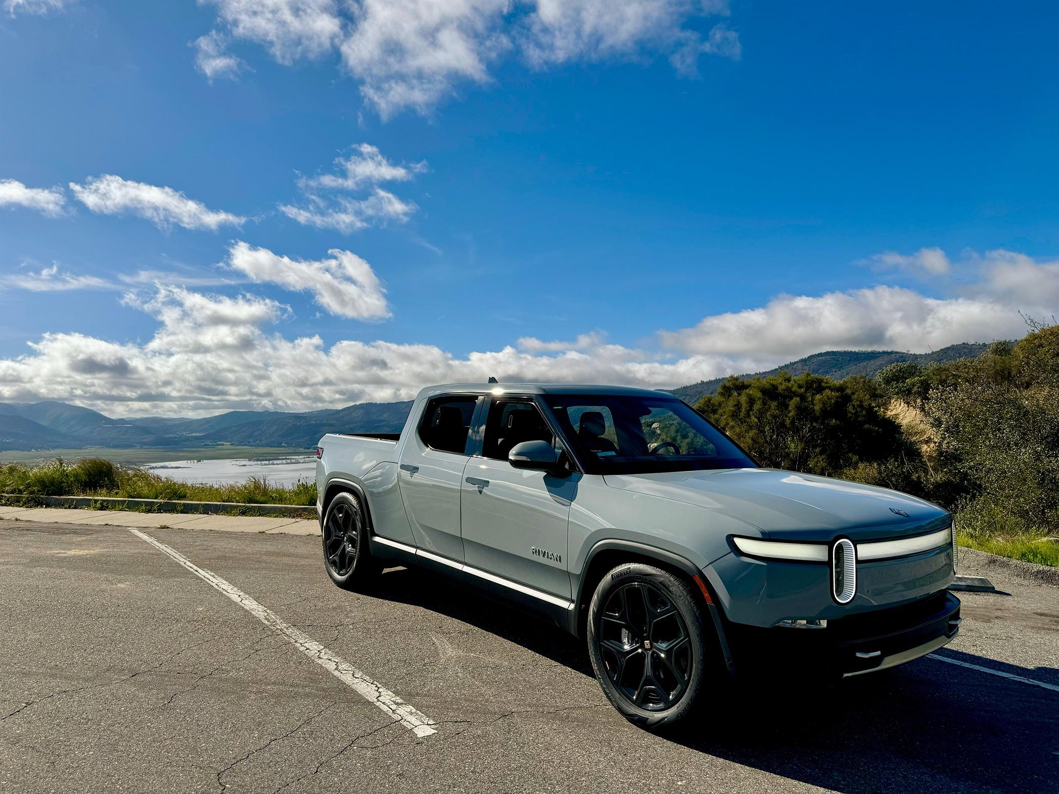 Rivian R1T R1S SoCal Morning Drive IMG_4703