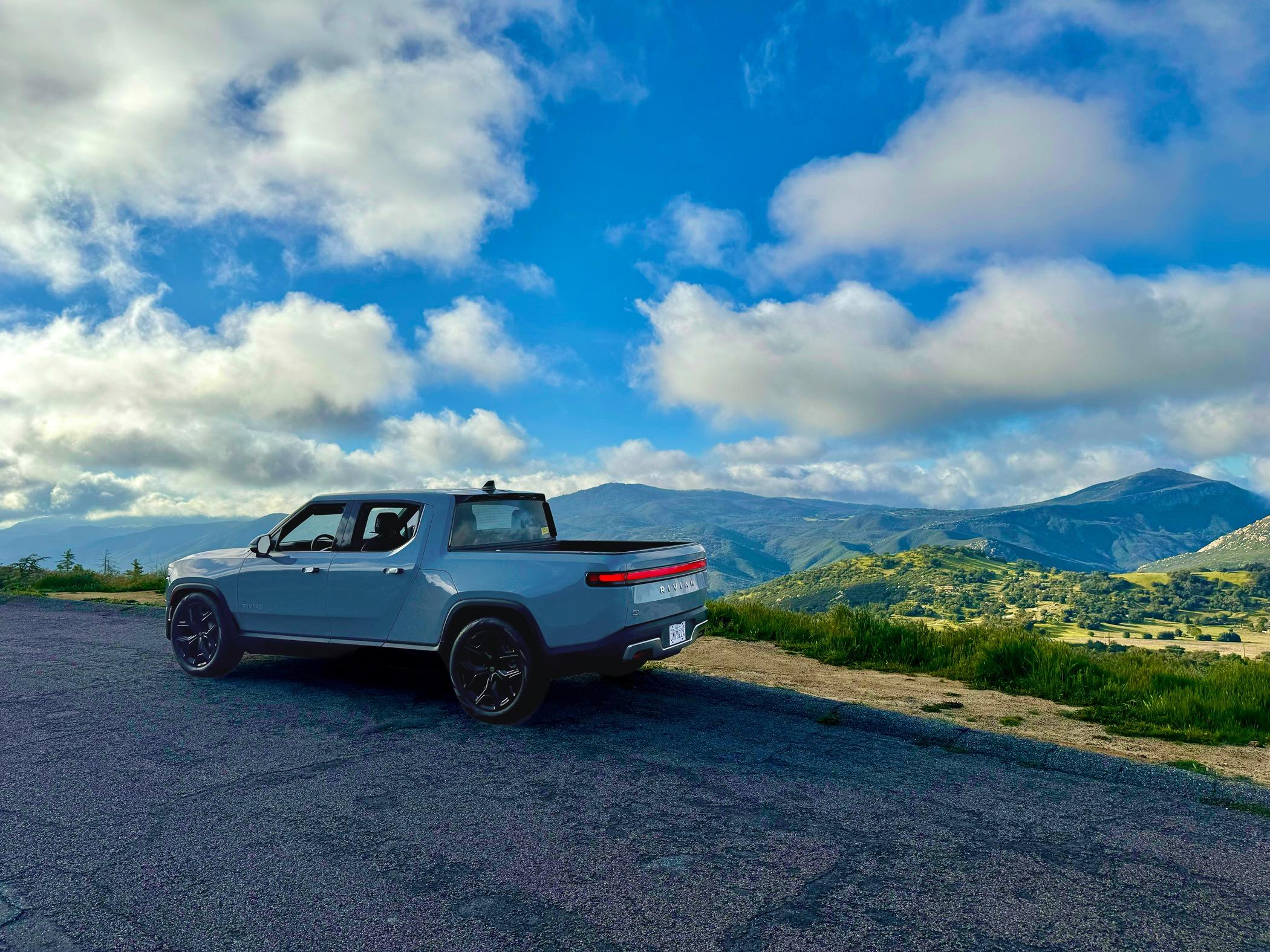 Rivian R1T R1S SoCal Morning Drive IMG_4664
