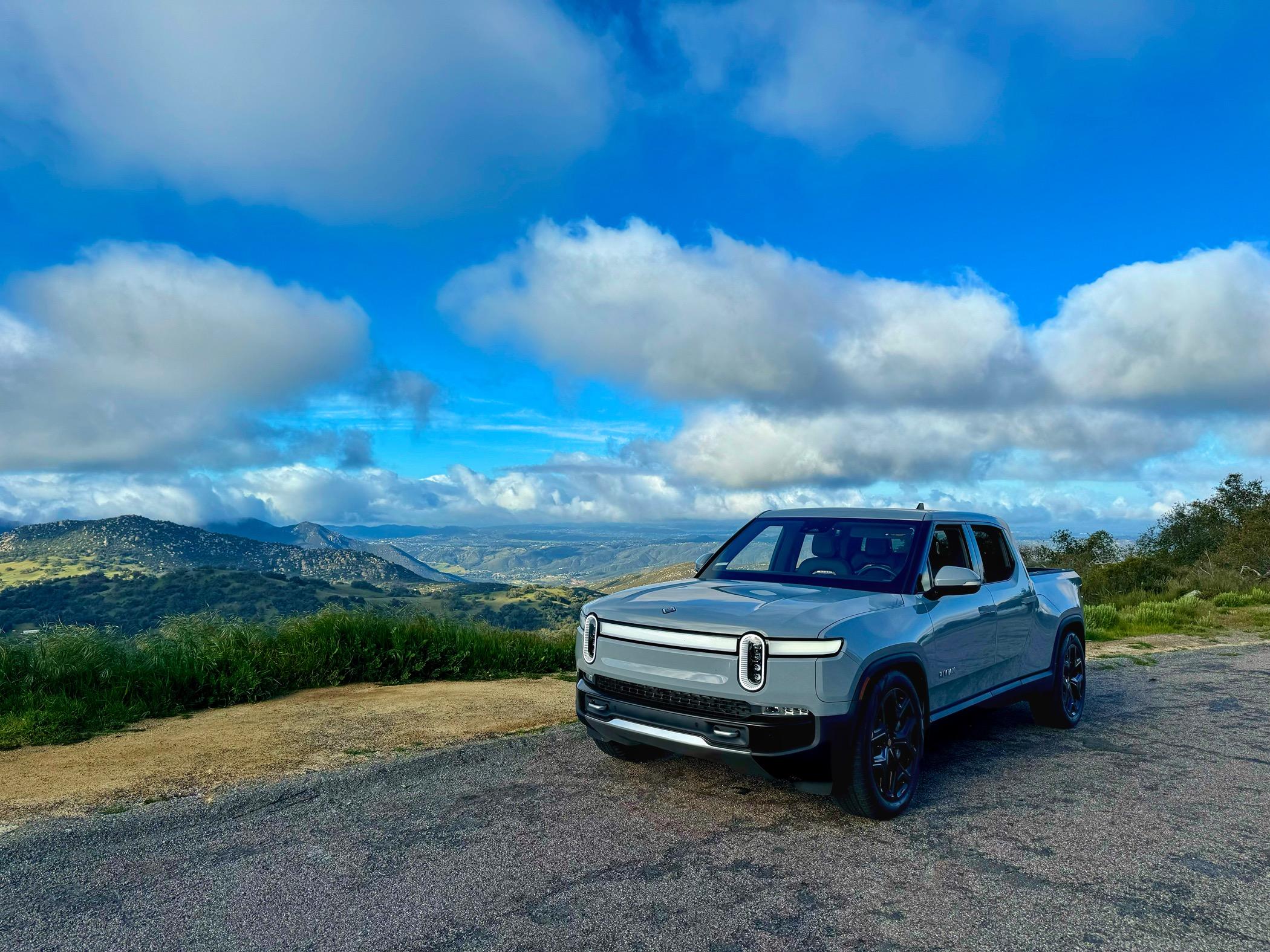 Rivian R1T R1S SoCal Morning Drive IMG_4660