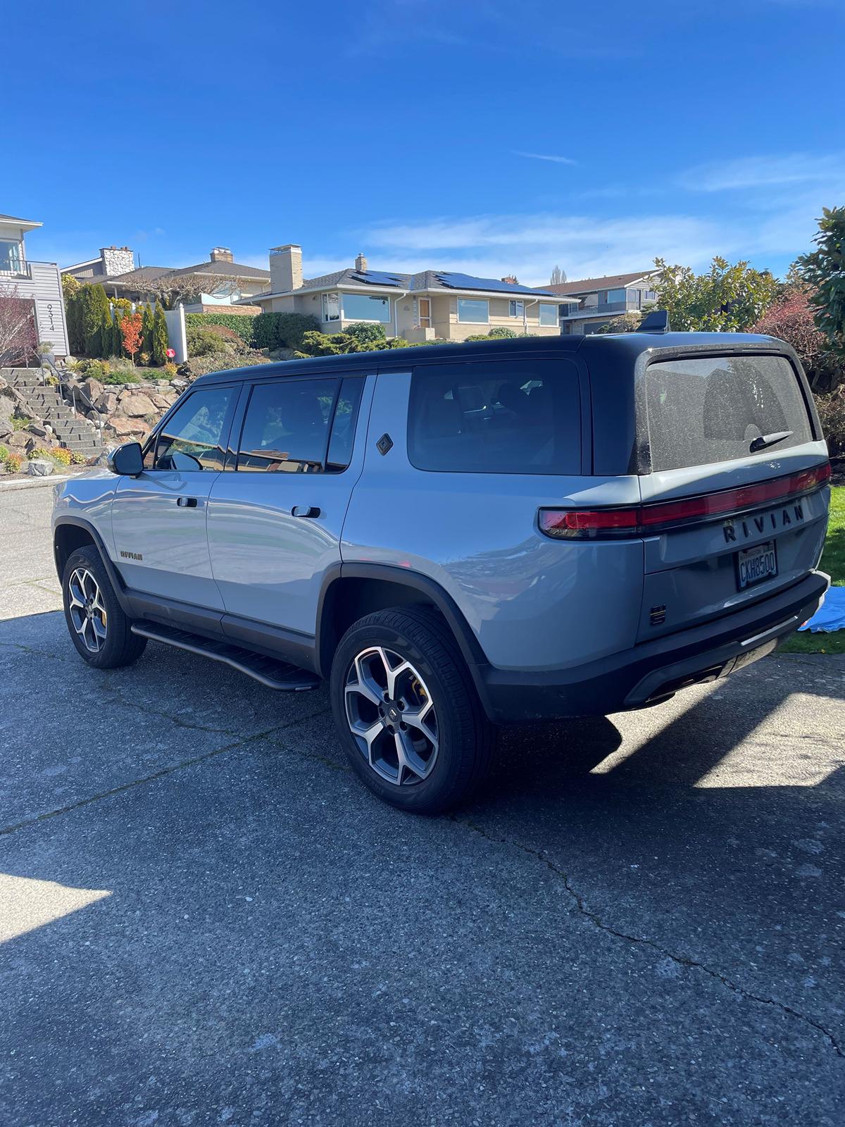 Rivian R1T R1S R1S Megawatt Sliders by Electruck 4x4 - installed photos & review riv2