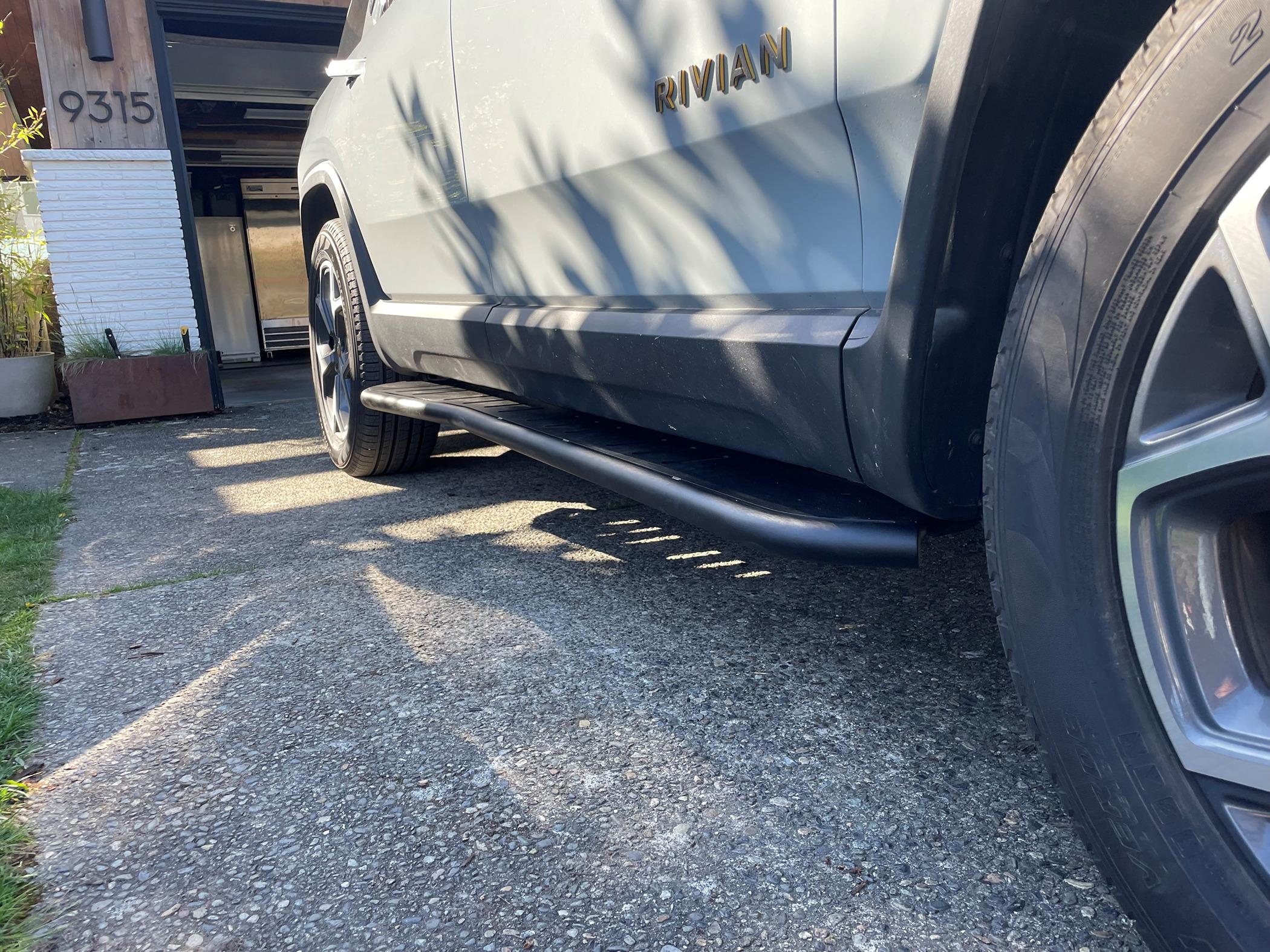 Rivian R1T R1S R1S Megawatt Sliders by Electruck 4x4 - installed photos & review riv3