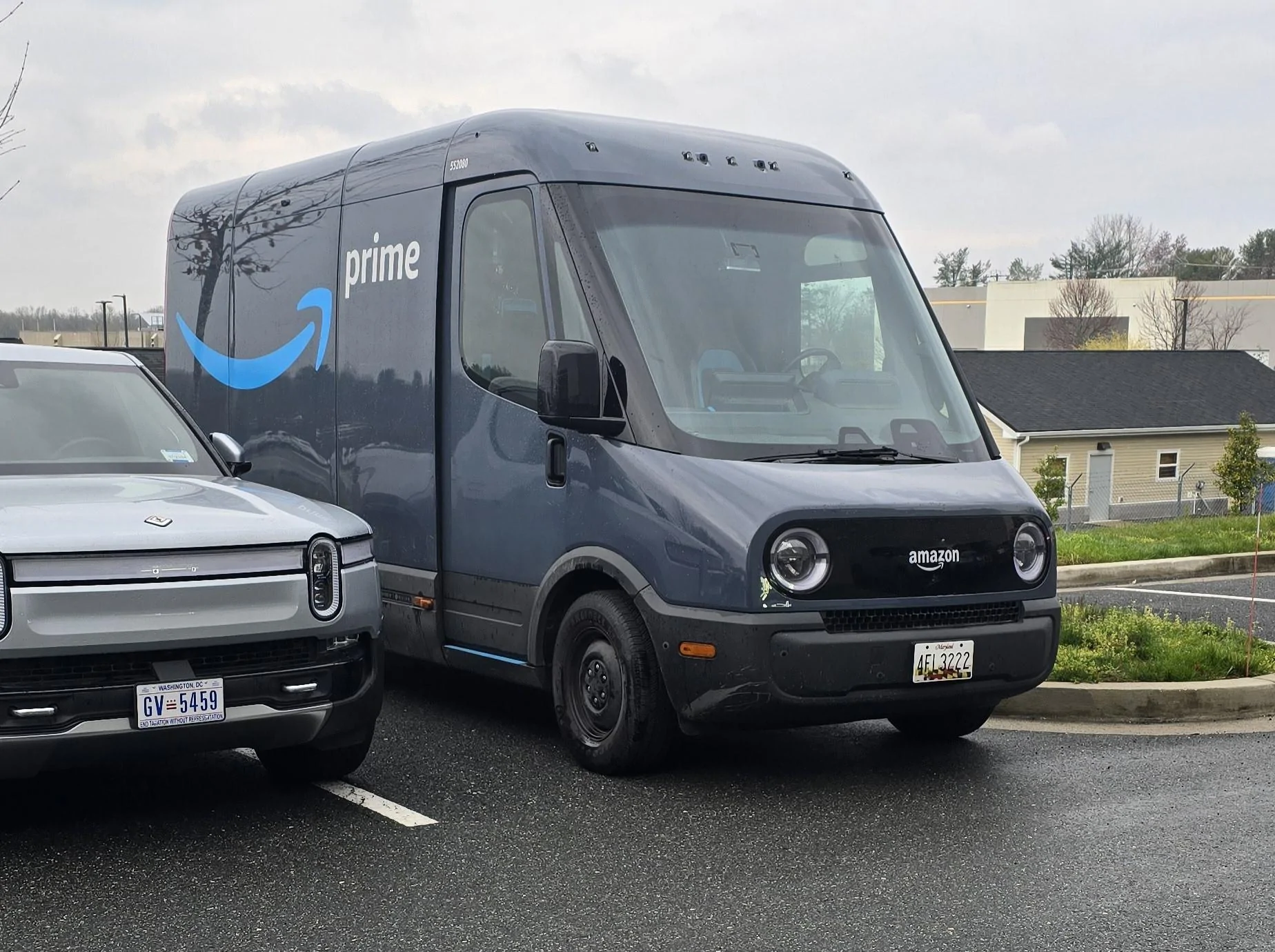 Rivian R1T R1S SO MANY RIVIANS / Great service experience 1000001192