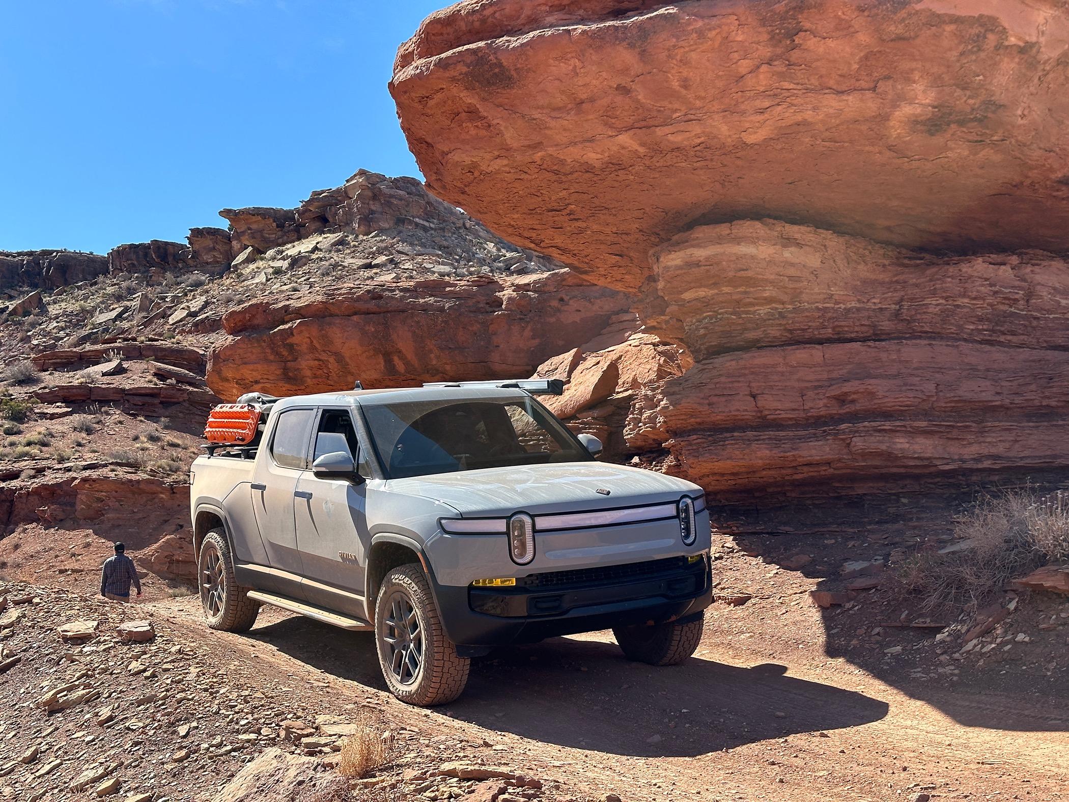 Rivian R1T R1S Another White Rim trail trip report 1711815489166-ax