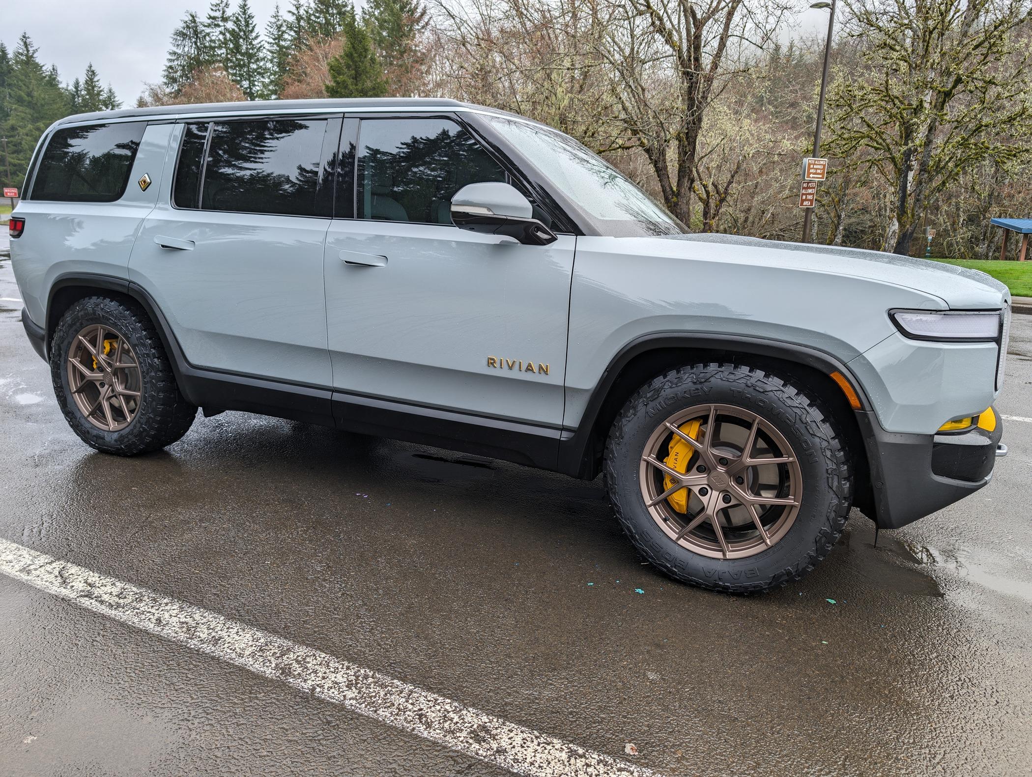 Rivian Atomic wheels2.jpg