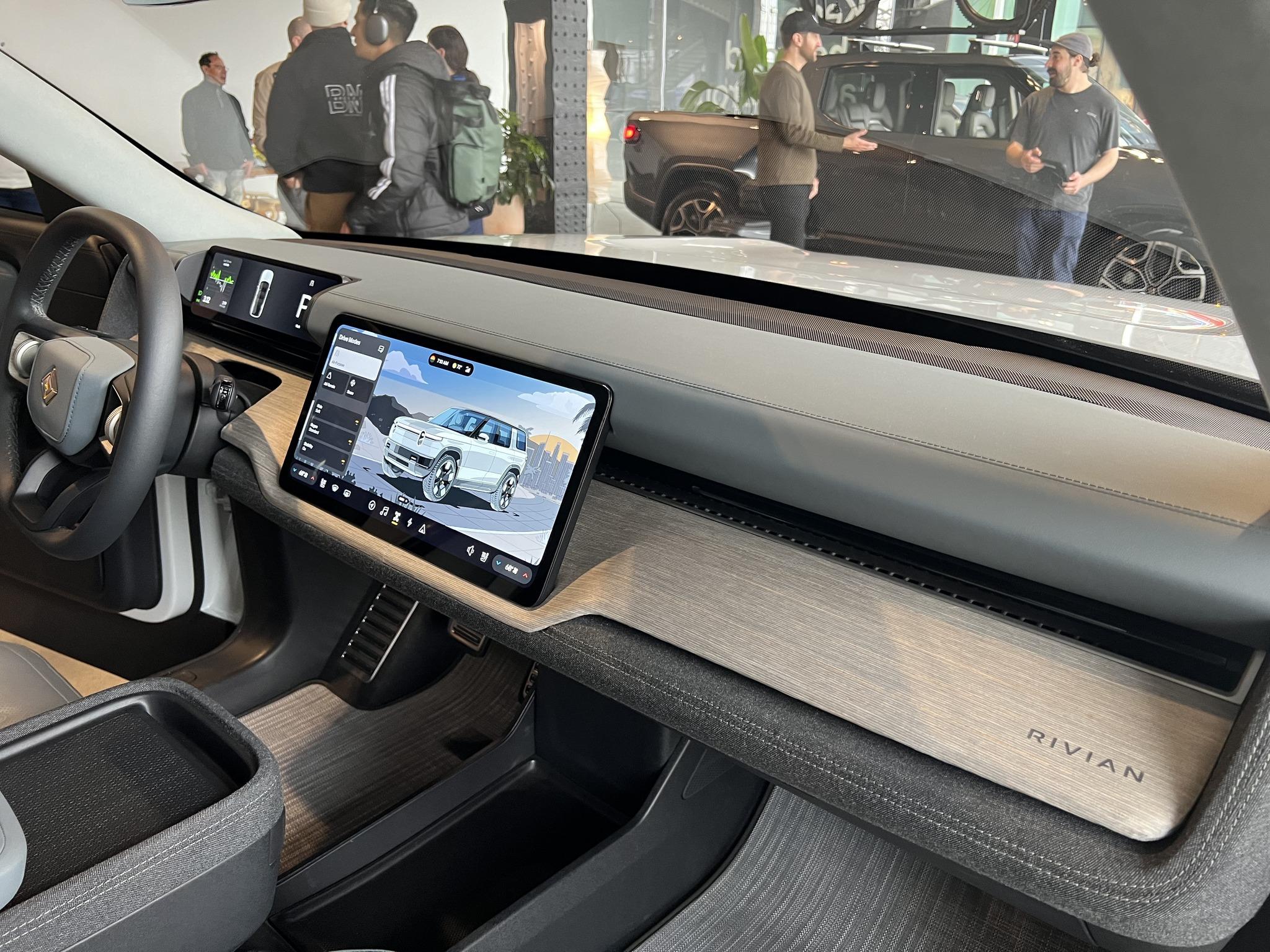 rivian-r2-treehouse-rooftop-tent-2.jpg