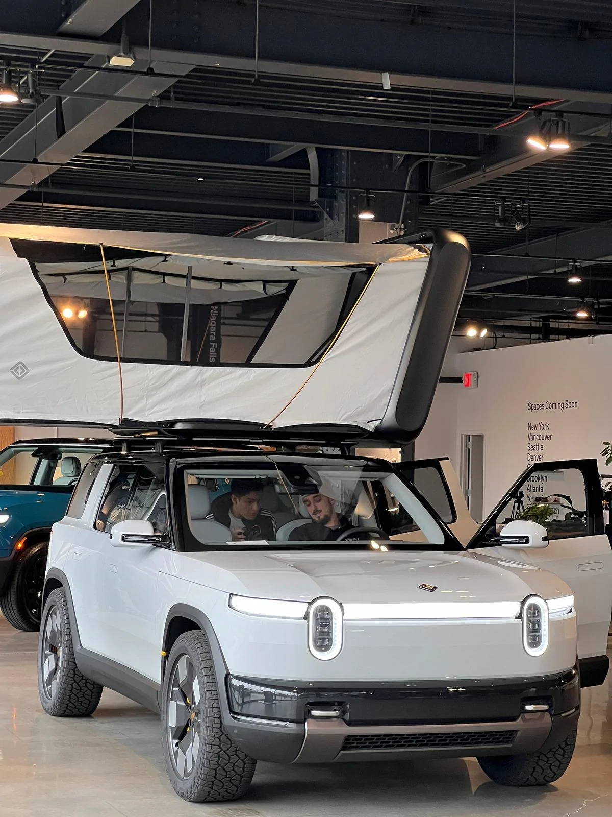 rivian-r2-treehouse-rooftop-tent-10.jpg