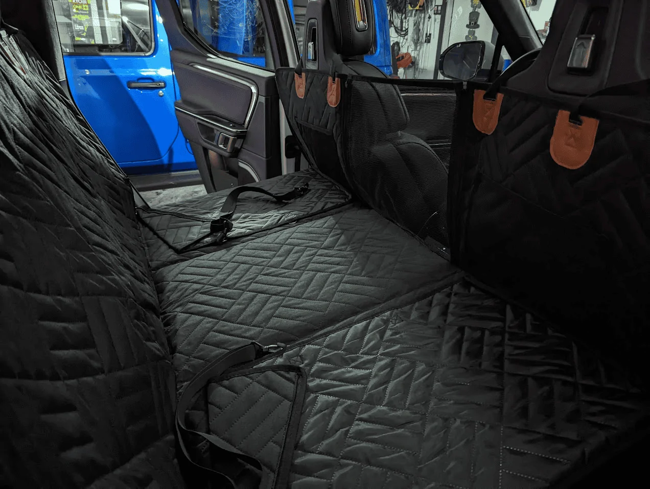 Rivian R1T R1S Solid Floor Dog Hammock 1711973283088-ly