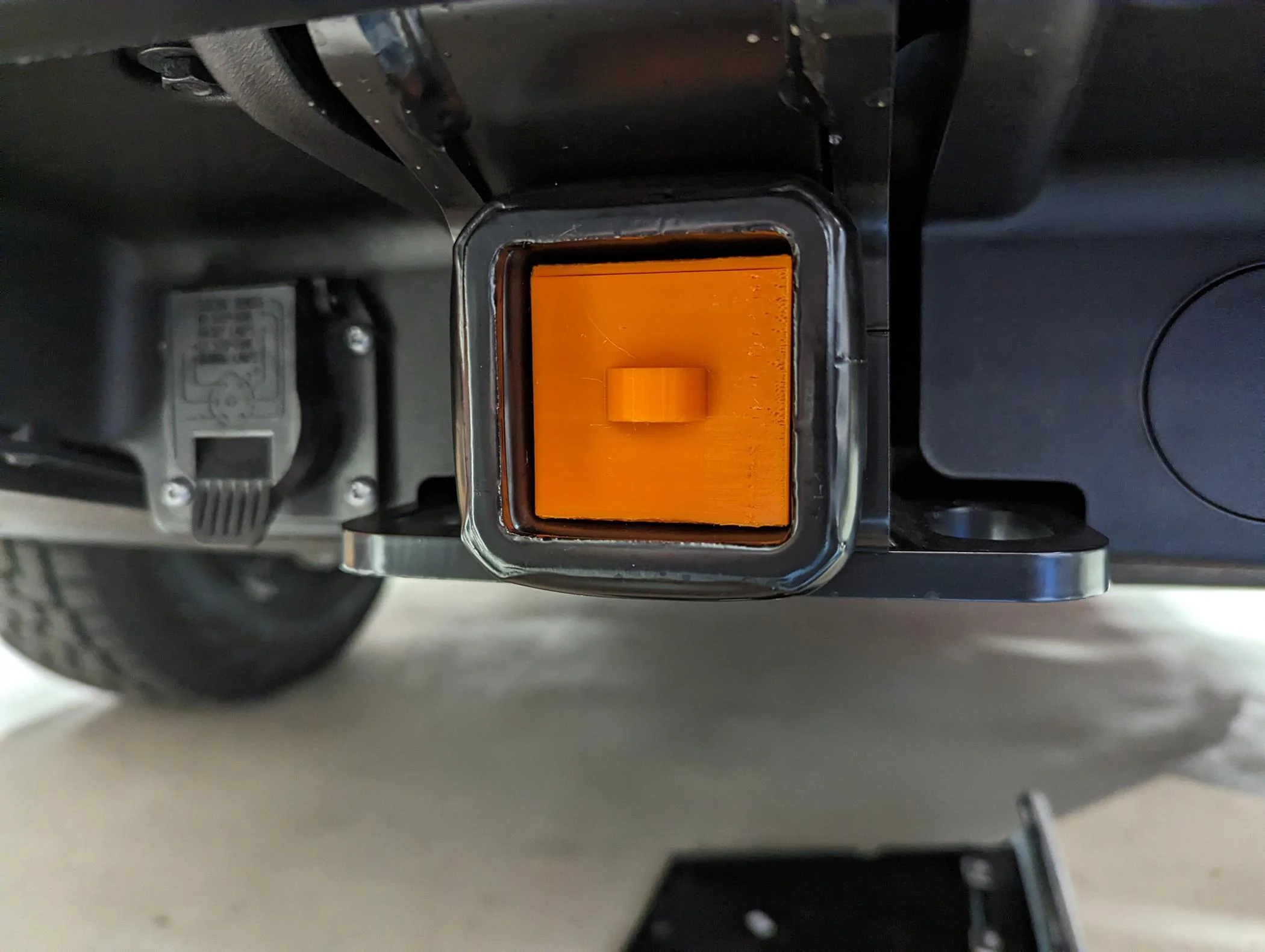 Rivian R1T R1S 3D Printed Hitch Receiver Box for tools / storage [STL files] + larger version update! PXL_20230326_142250054.MP