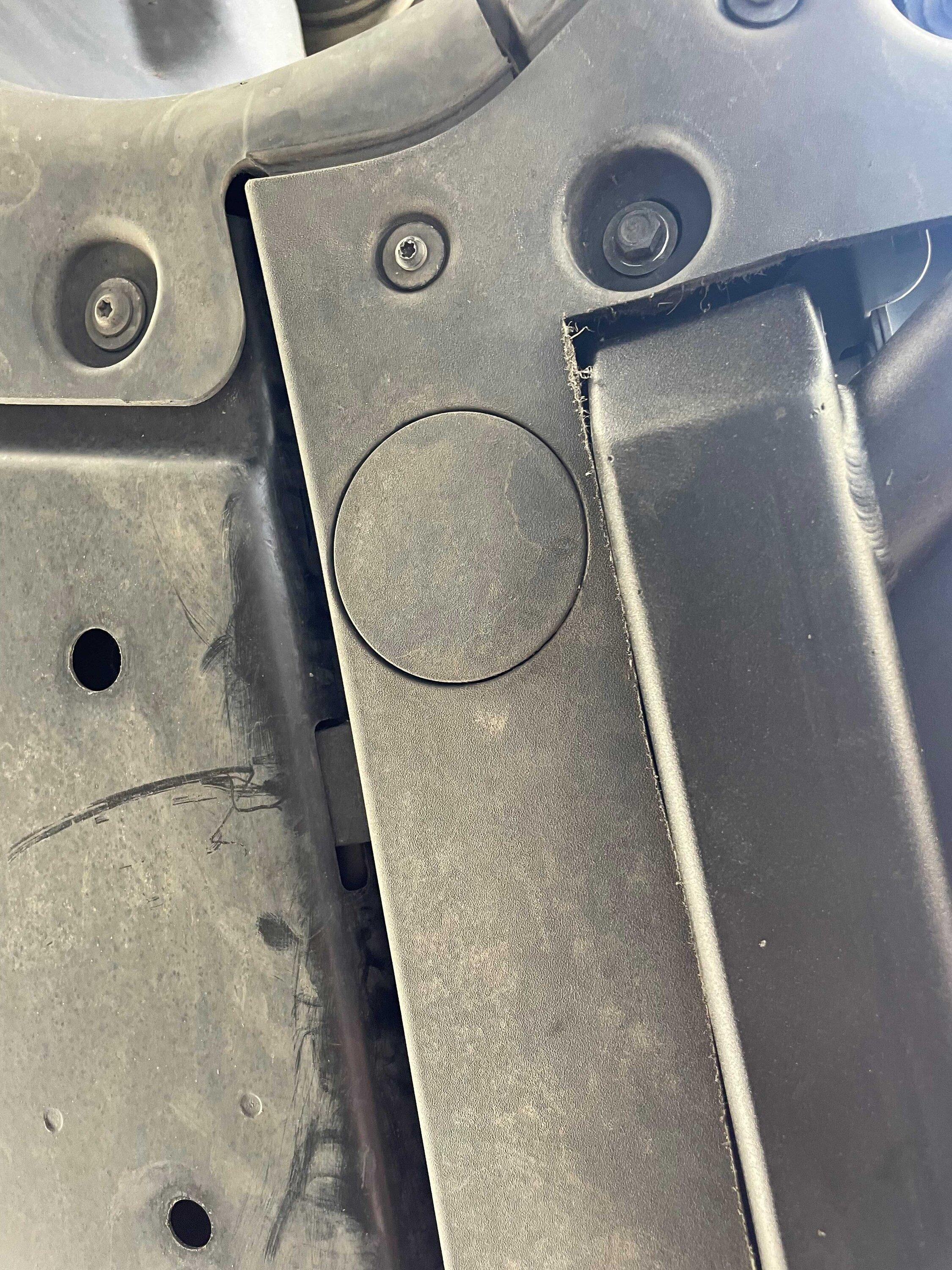 Rivian R1T R1S R1S Megawatt Slider with body panels panel3
