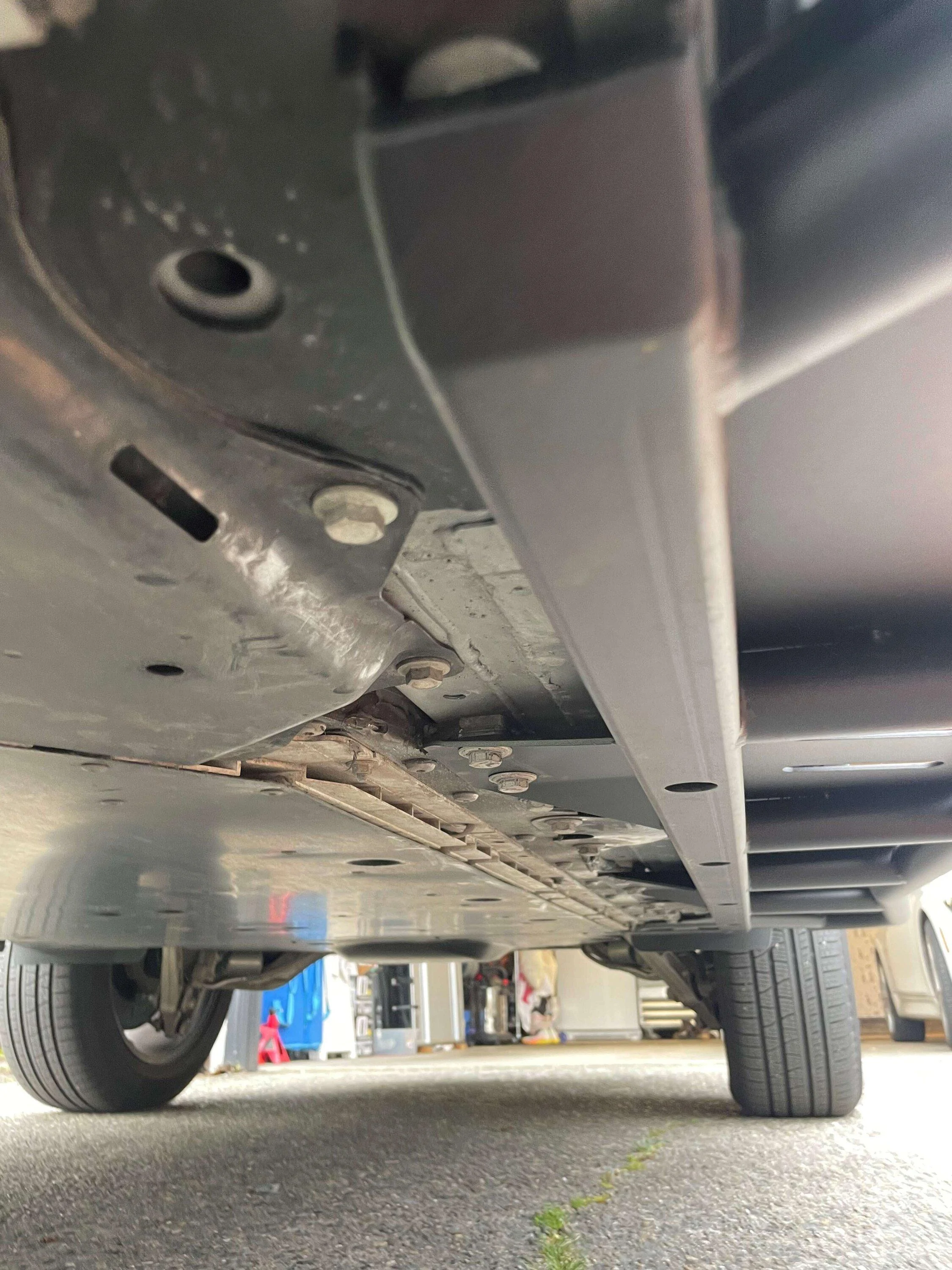 Rivian R1T R1S R1S Megawatt Slider with body panels Undersid