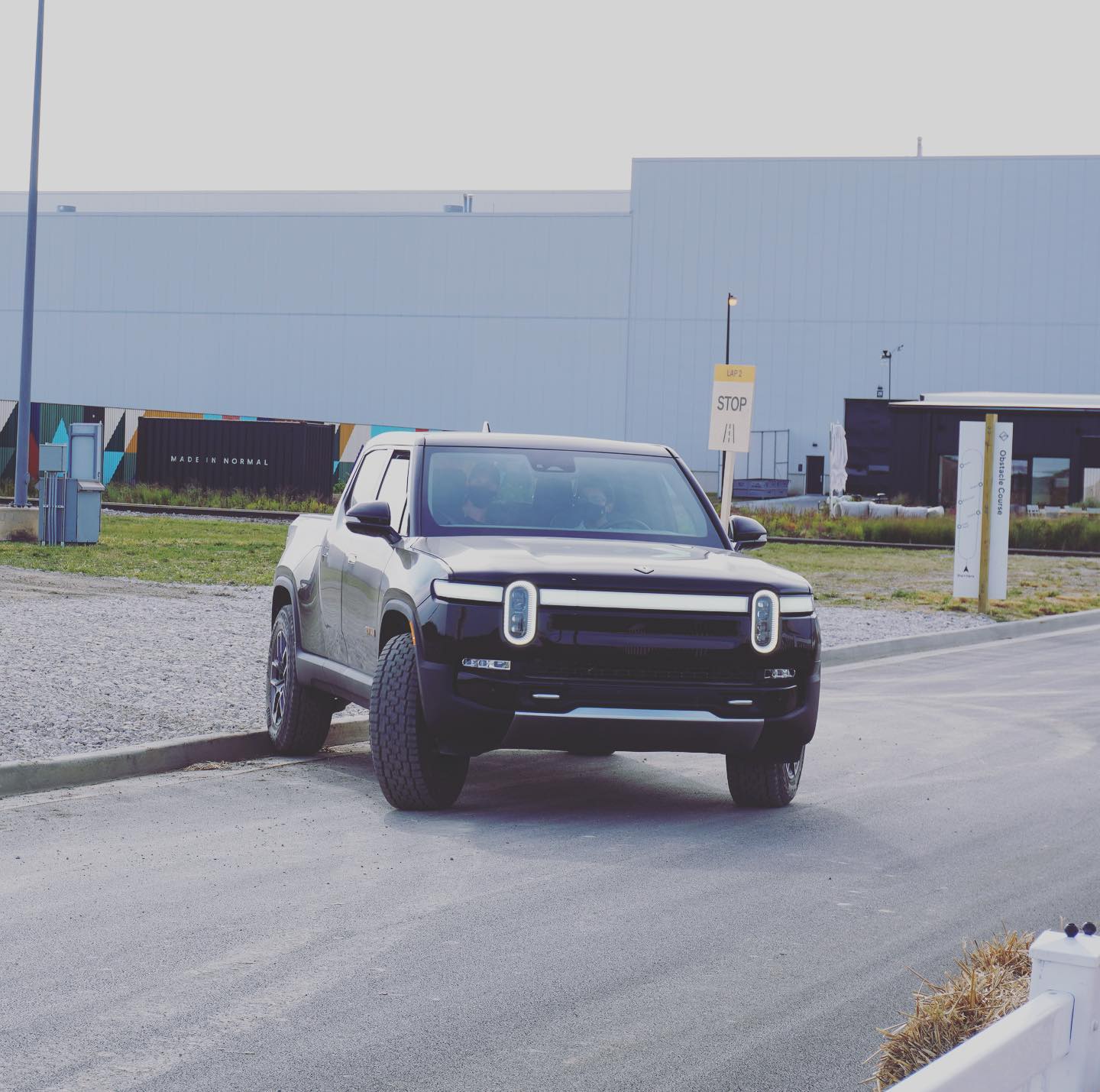 Rivian R1T R1S Real Rivian Photos & Videos 4