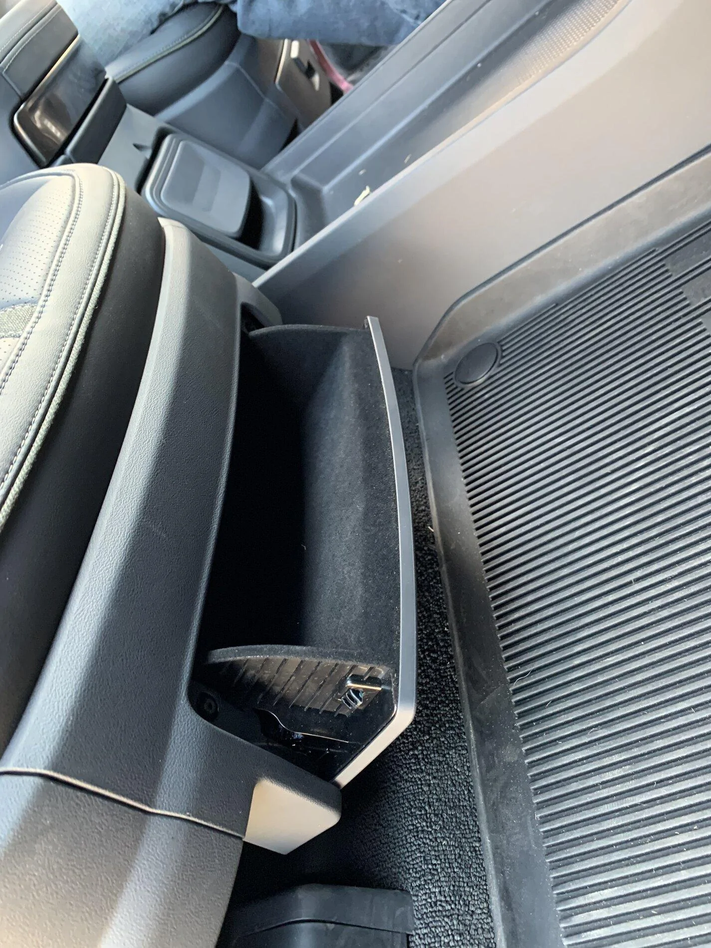 Rivian R1T R1S Test Drive Invitations are arriving! And First Mile events tab now available 57026751-1C3E-44EA-9606-AC304A2758E2