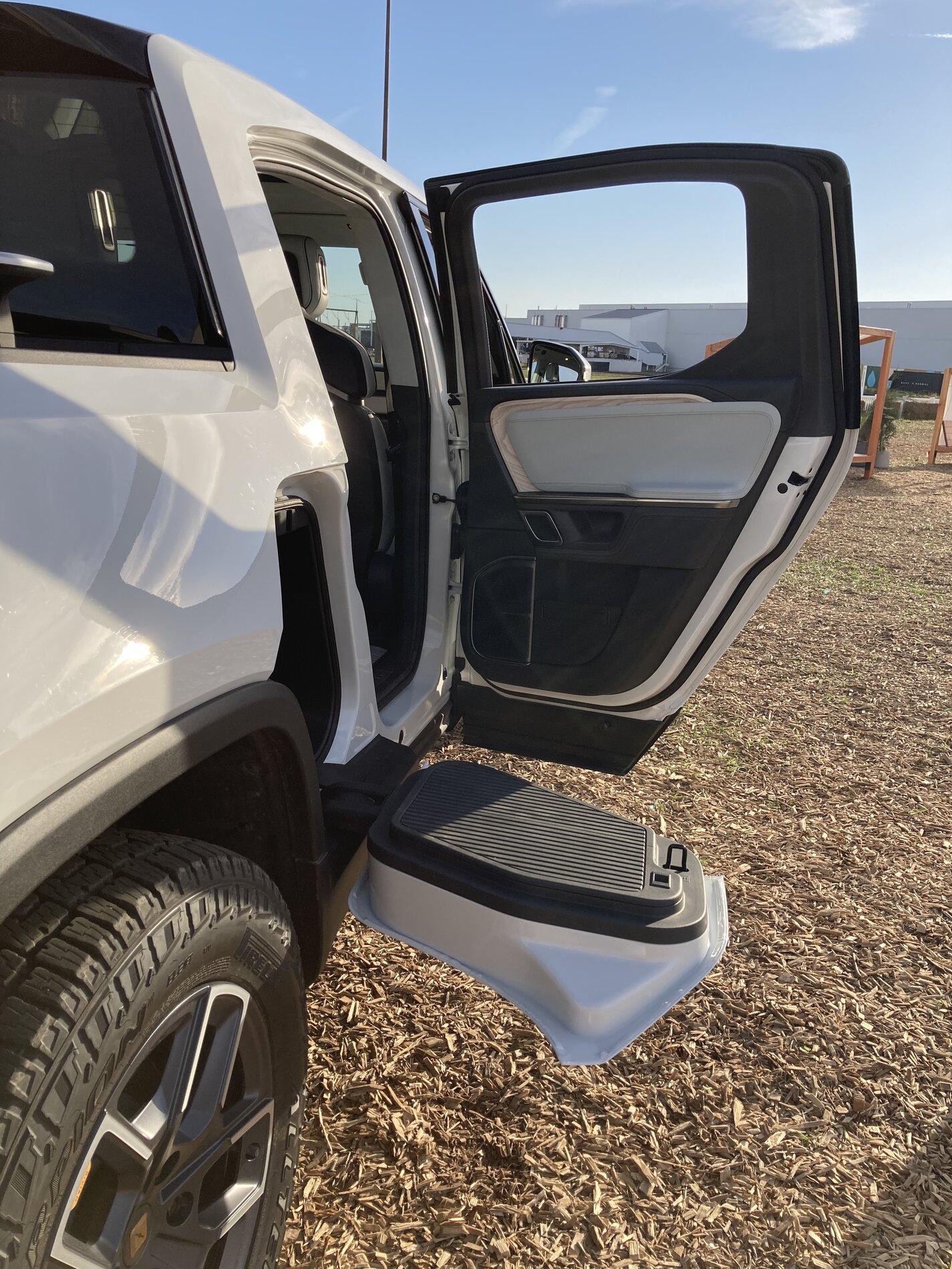 Rivian R1T R1S Test Drive Invitations are arriving! And First Mile events tab now available 634BB7E2-0800-4029-84B0-552BFC275064