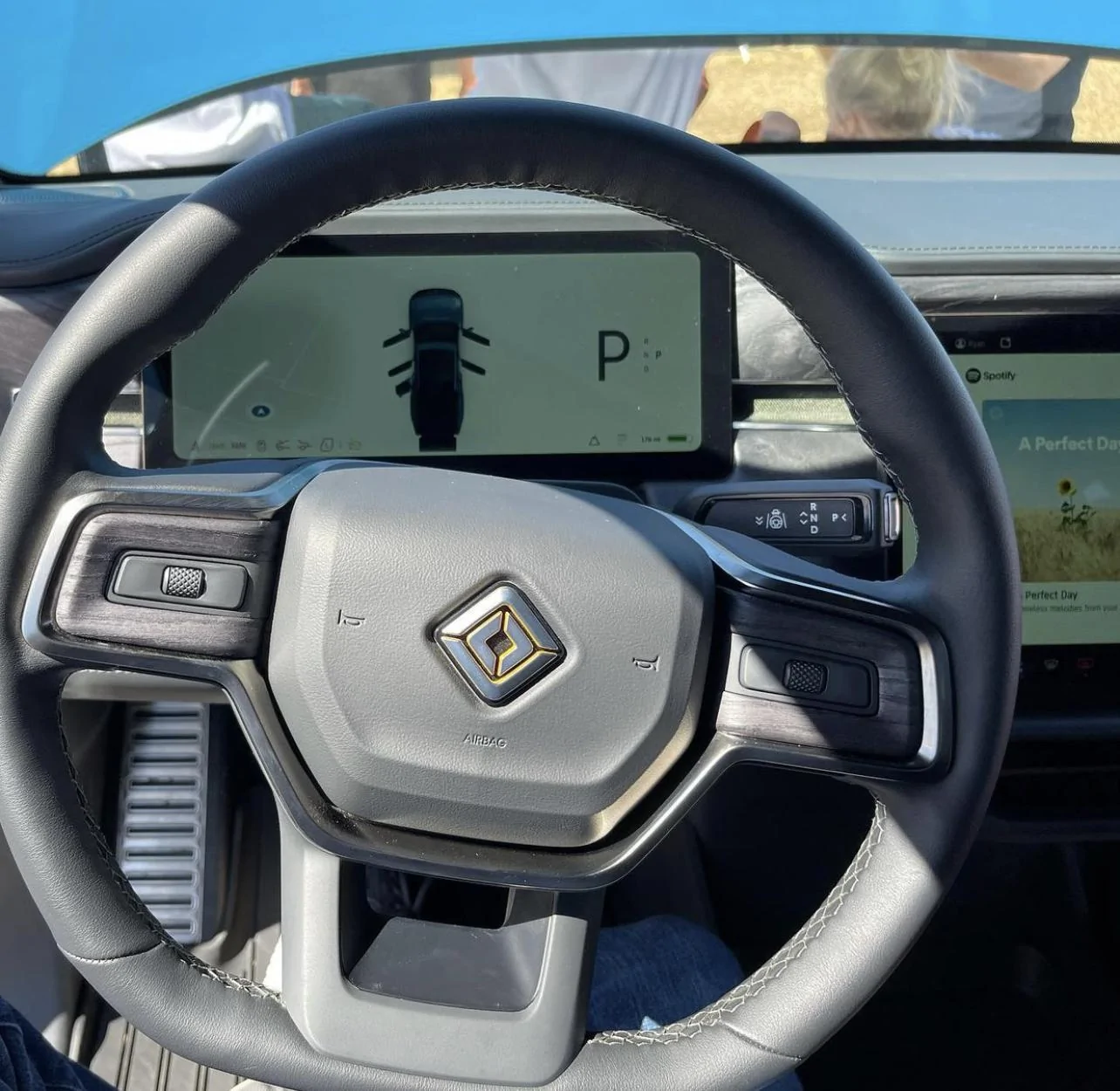 Rivian R1T R1S Real Rivian Photos & Videos 6934EAE7-744B-4A3D-9F9E-1A975E1C201C