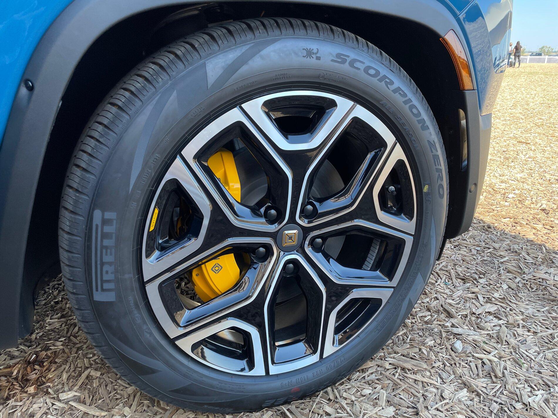 Rivian R1T R1S My R1T test drive review from Normal today. It is very good 22%22