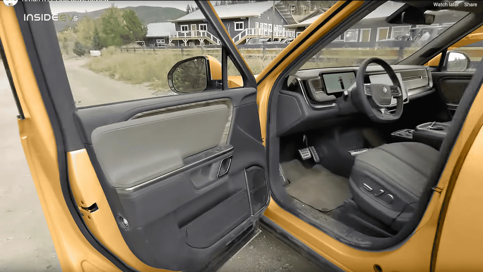 Rivian R1T R1S COMPASS YELLOW R1T Photos 1632887675106