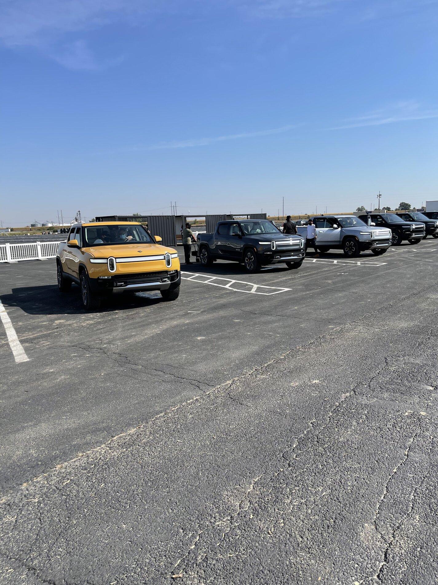 Rivian R1T R1S My 1st Mile Test Drive 7D8B7F7C-344E-4F31-846B-394B701914E3
