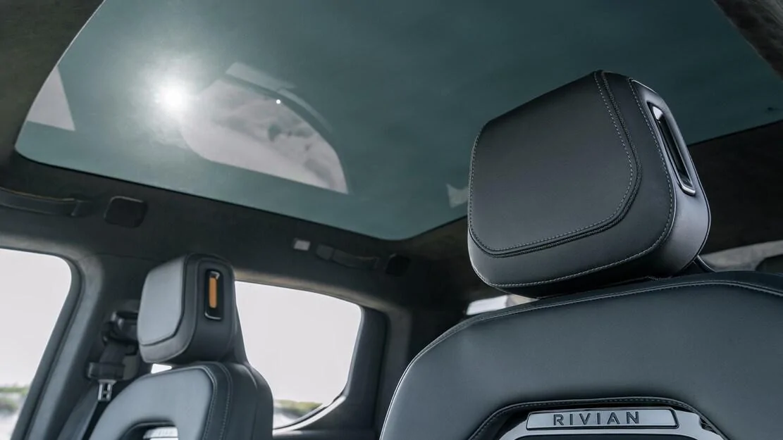 Rivian R1T R1S BLACK MOUNTAIN Rivian Interior Photos 2022-Rivian-R1T-27