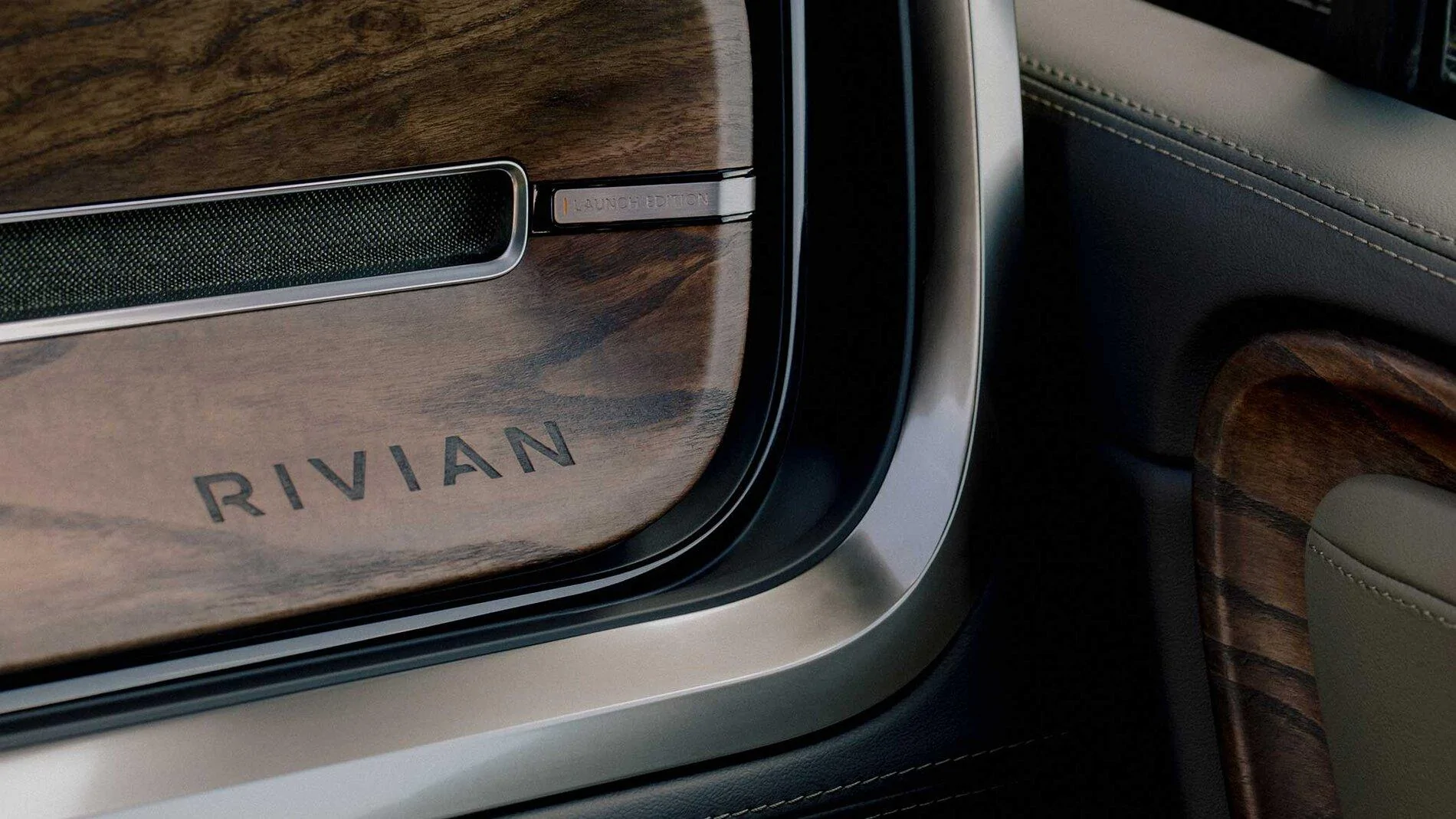 Rivian R1T R1S FOREST EDGE Rivian Interior Photos 2022-Rivian-R1T-20-2