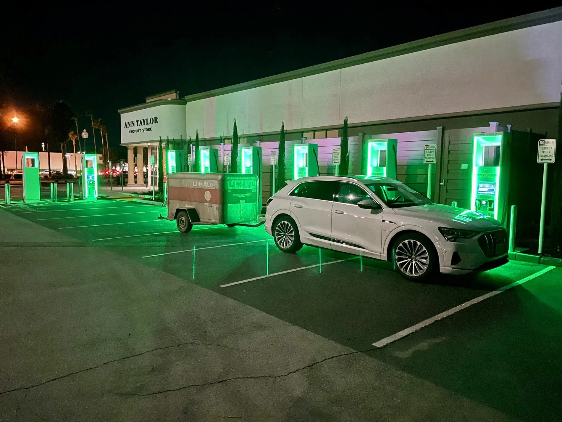 Rivian R1T R1S Real Rivian Photos & Videos 530CA2CD-147A-454E-9B61-00308B924779